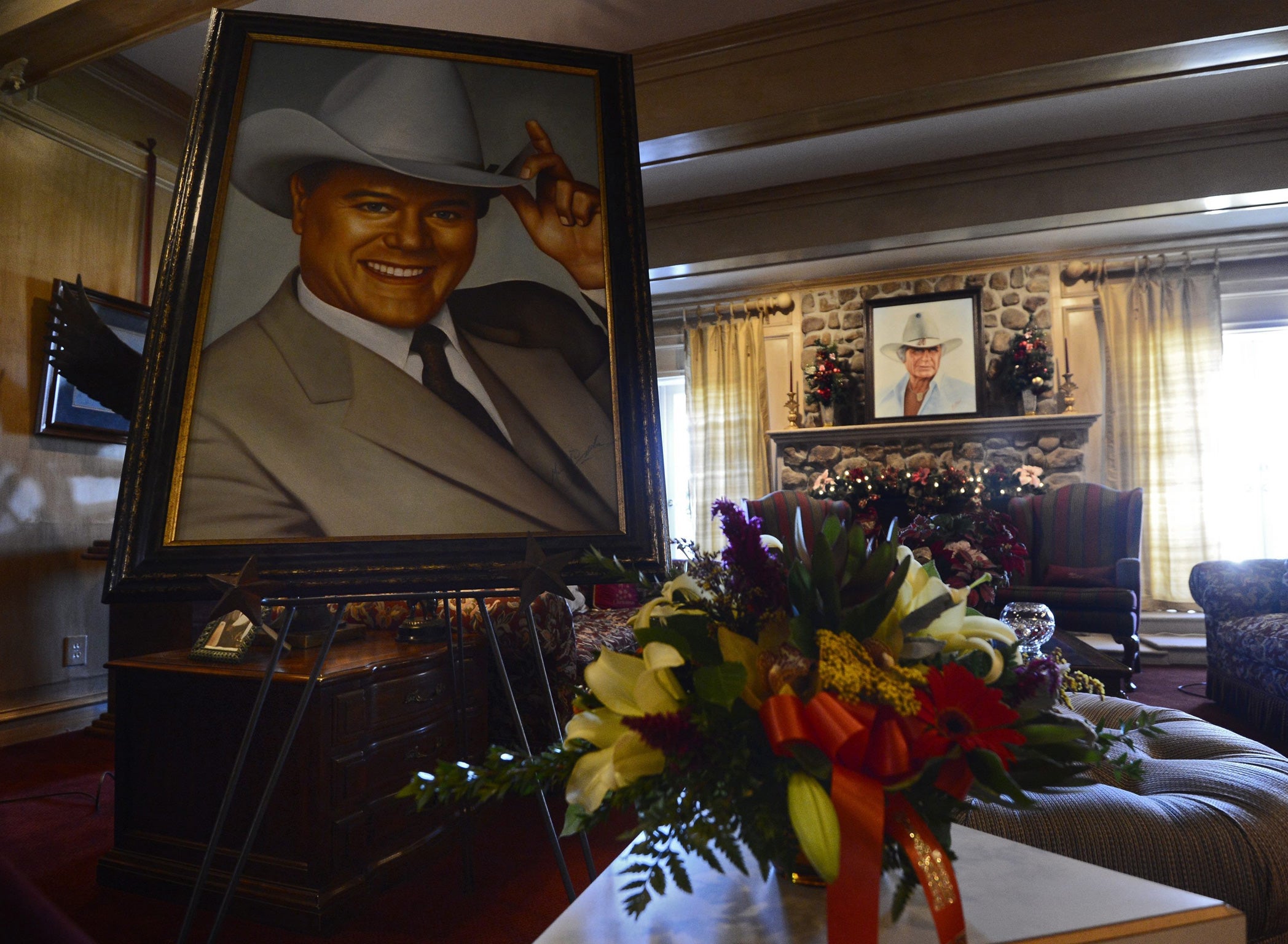 Hagman’s picture at the Southfork Ranch