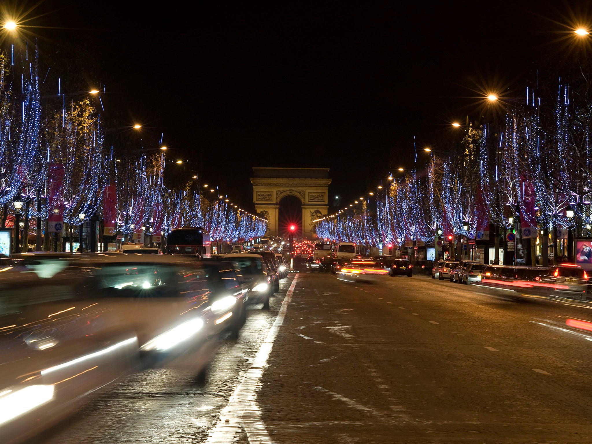 PARIS: Paris' legendary label as the "City of Light" may soon lose some of its luster, provoking an outcry from merchants, who say the government is being insensitive to France's image as a tourist destination.