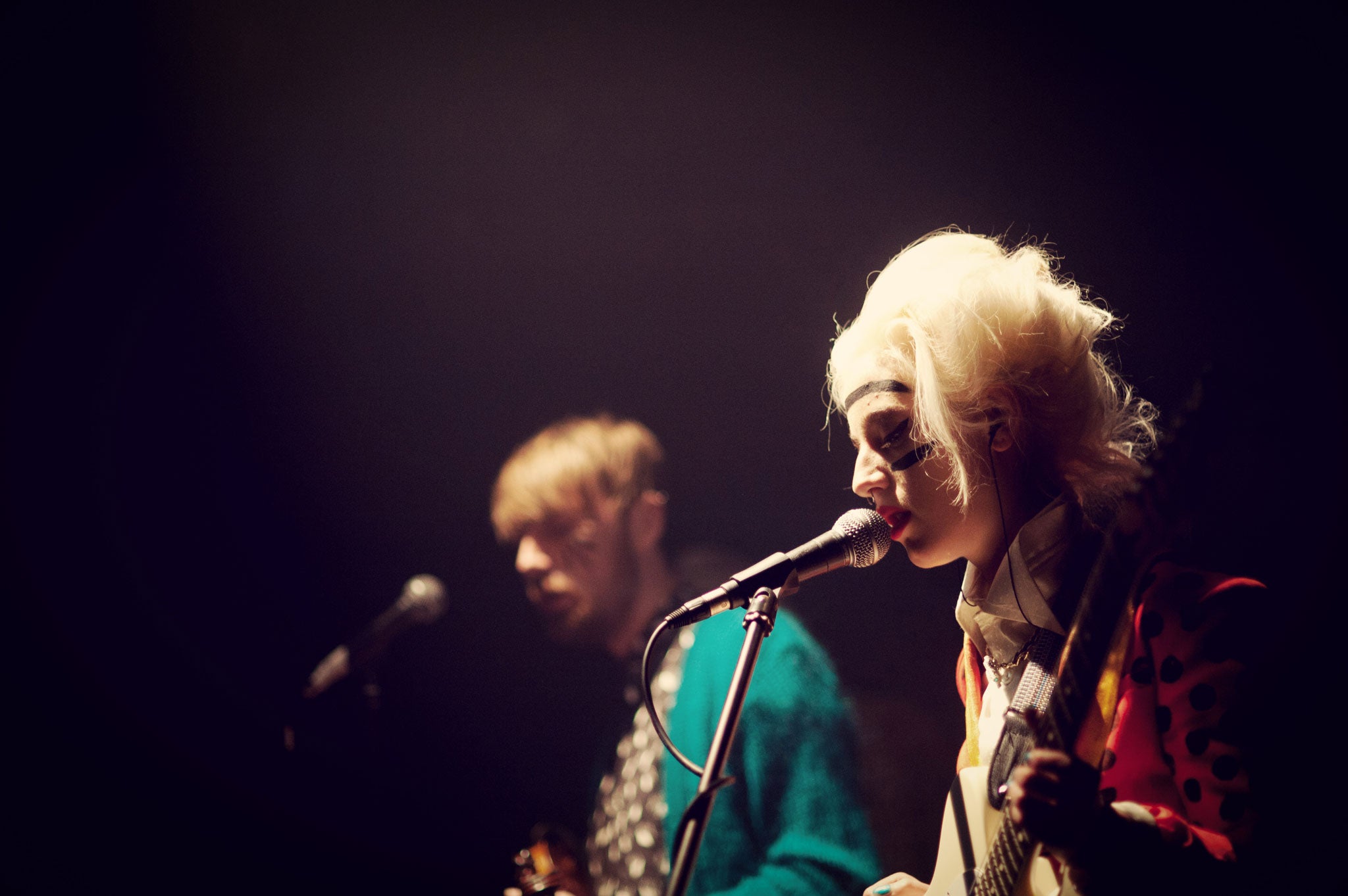 Beth Jeans Houghton performing at the Trades Club