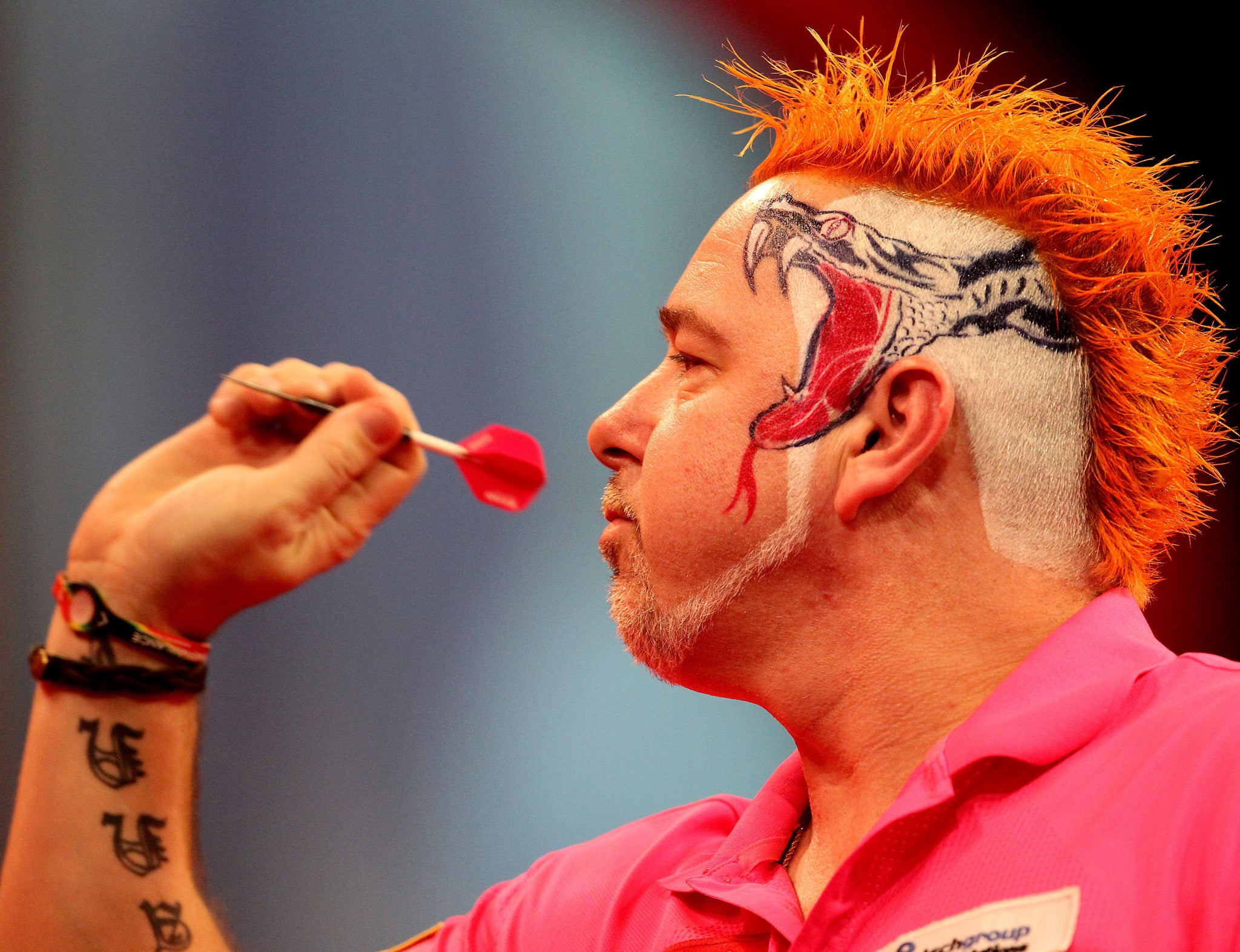 It’s not only the players like Peter “Snake Bite” Wright who provide the colour at the PDC World Championship