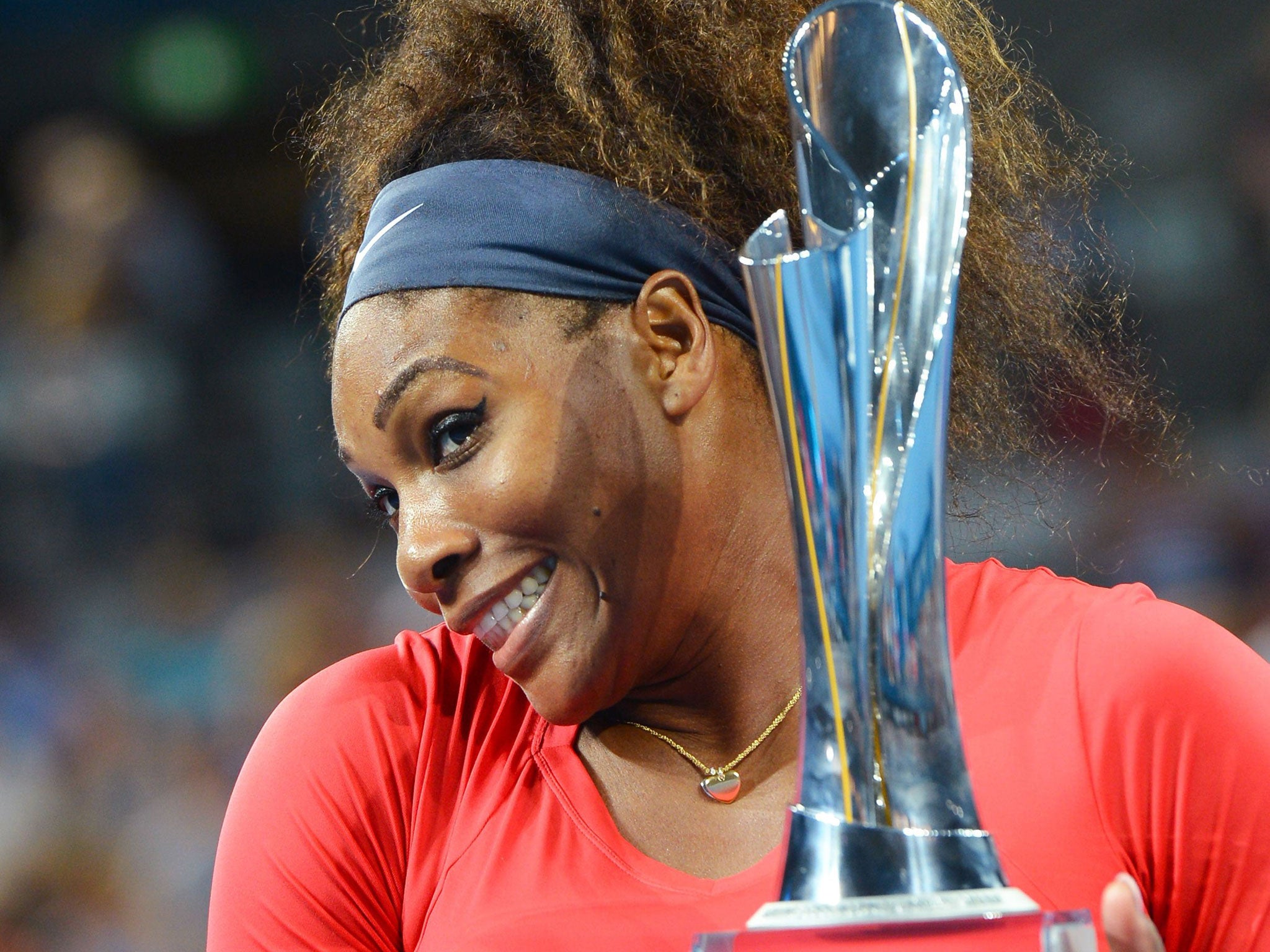 Serena Williams beat Anastasia Pavlyuchenkova 6-2 6-1