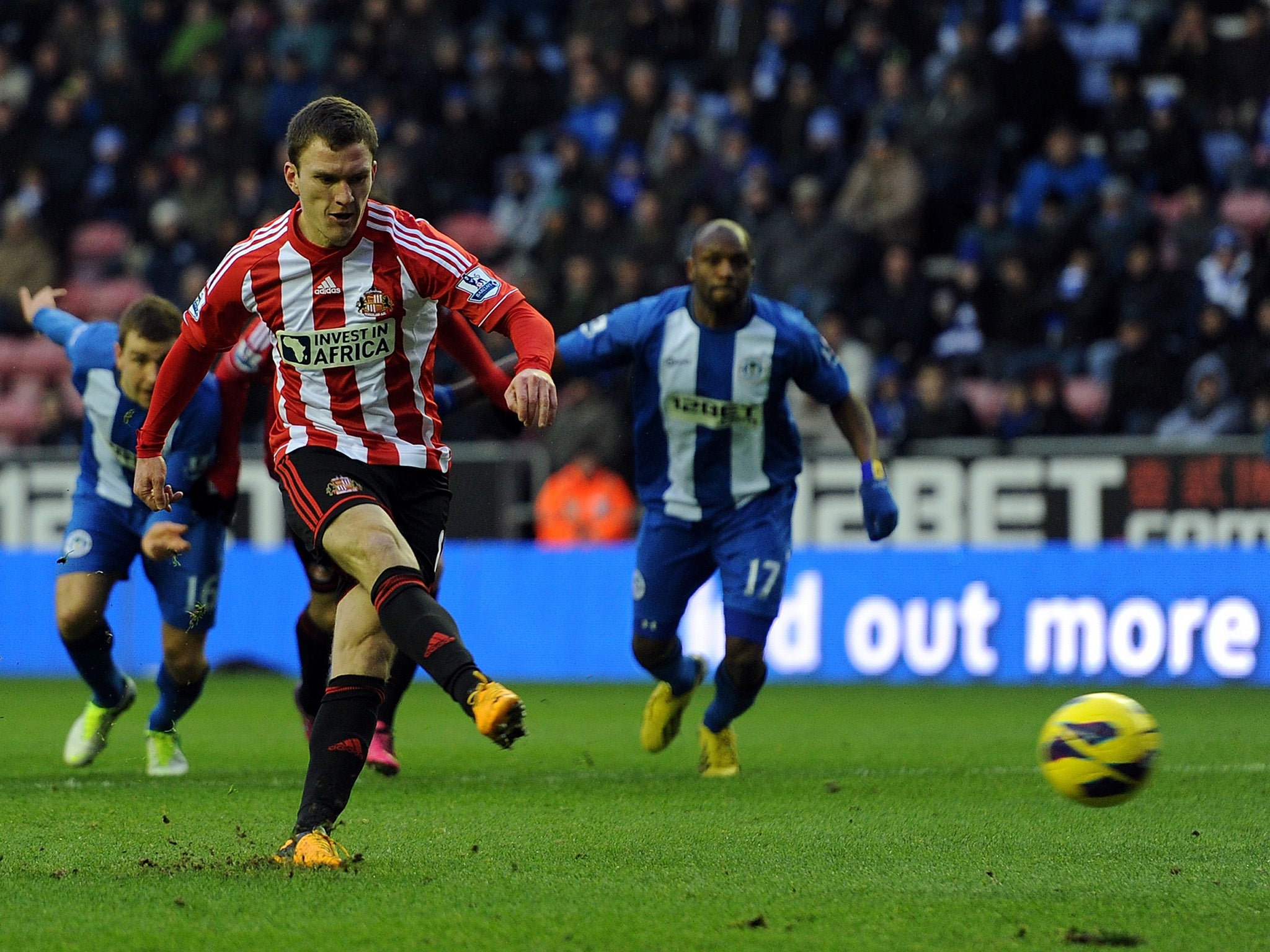 Craig Garderer scores from the penalty spot for Sunderland