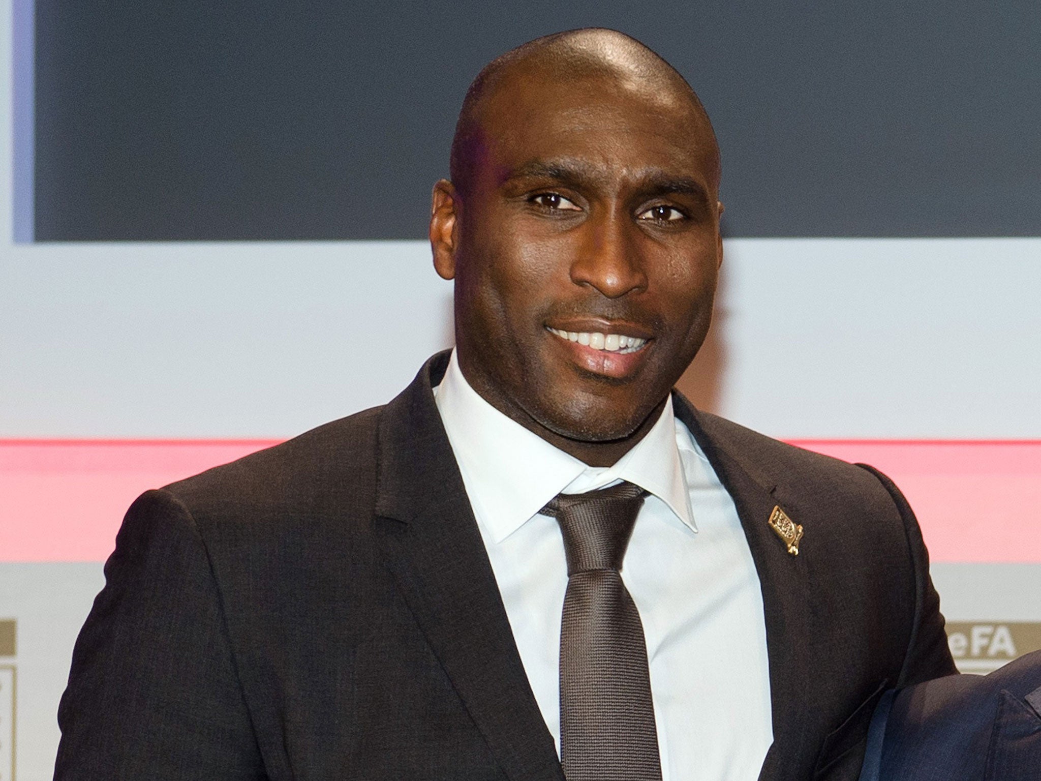 Sol Campbell has accused the current side of lacking characters and leaders