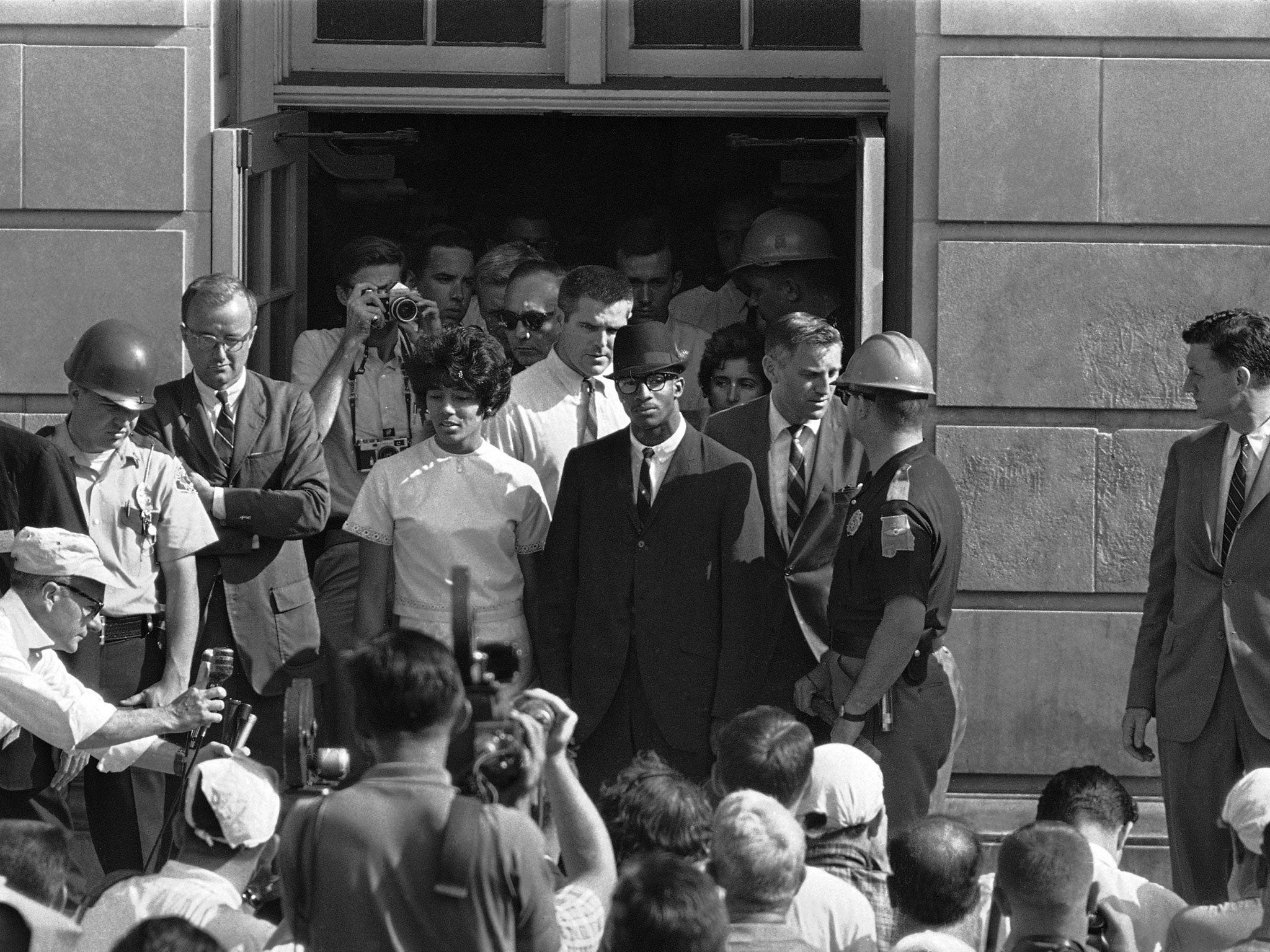 Hood and Vivian Malone, centre, meet the press on the day of ‘the stand at the schoolhouse door’