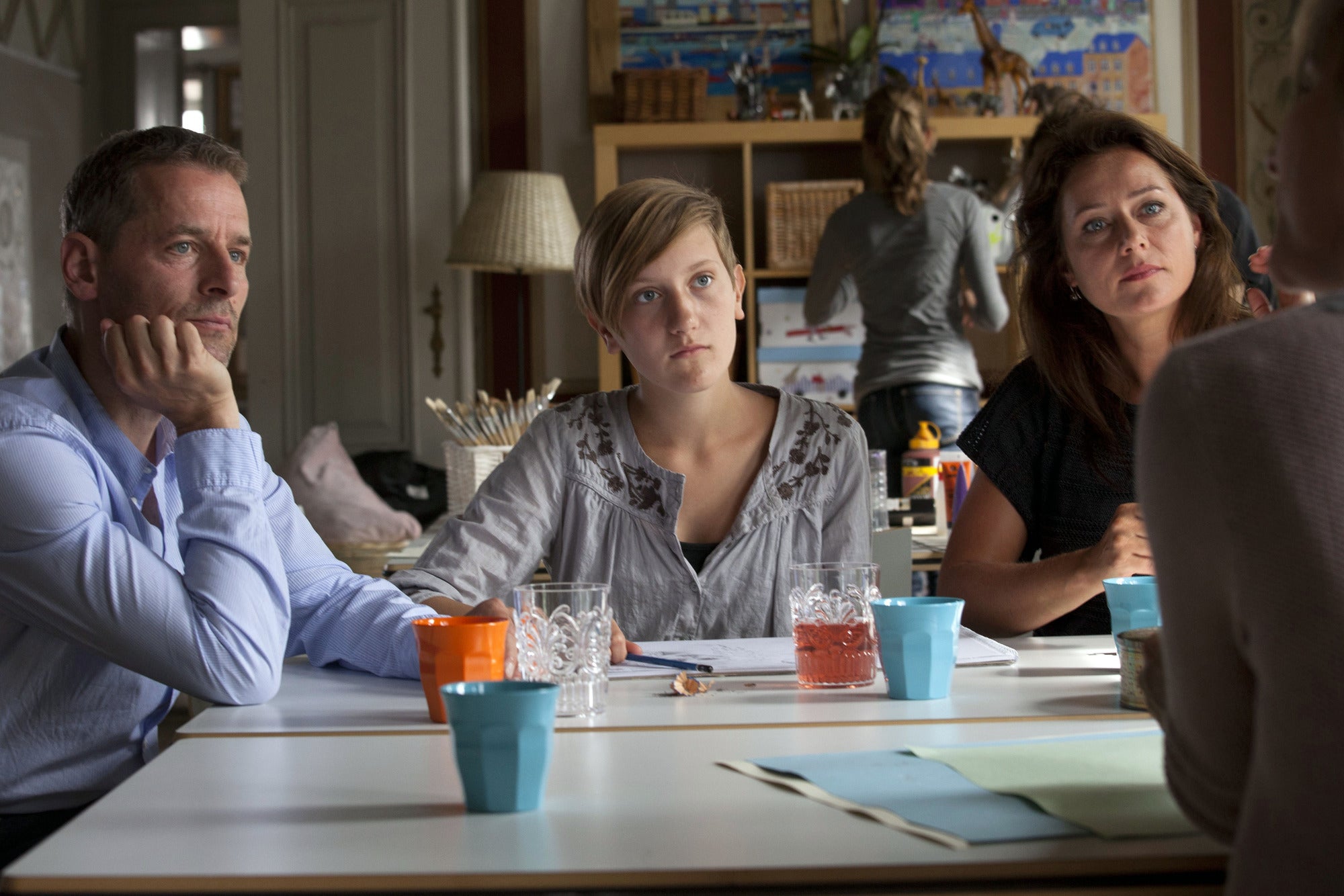 (L-R) Philip Christiansen (MIKAEL BIRKKJÆR), Laura Christensen (FREJA RIEMANN), Birgitte Nyborg Christensen (SIDSE BABETT KNUDSEN)