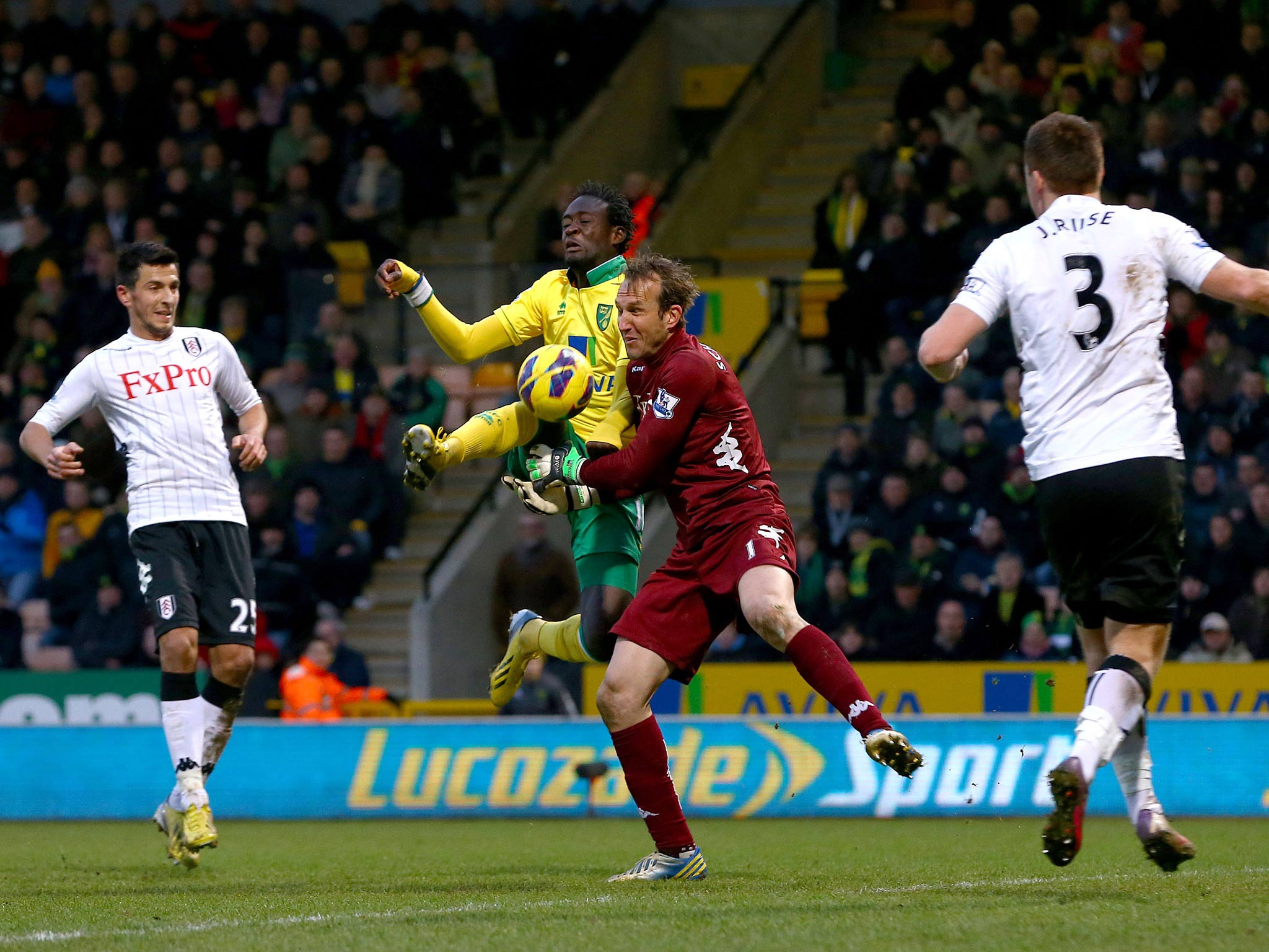 Kei Kamara in action against Fulham