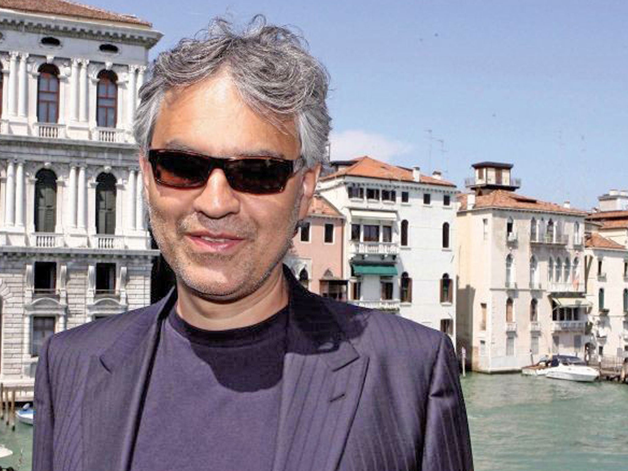 Andrea Bocelli relaxing in Venice
