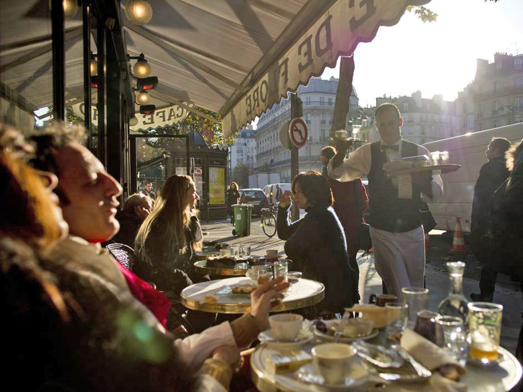 Café de Flore in Saint-Germain, where people come for a taste
of Paris’s literary past