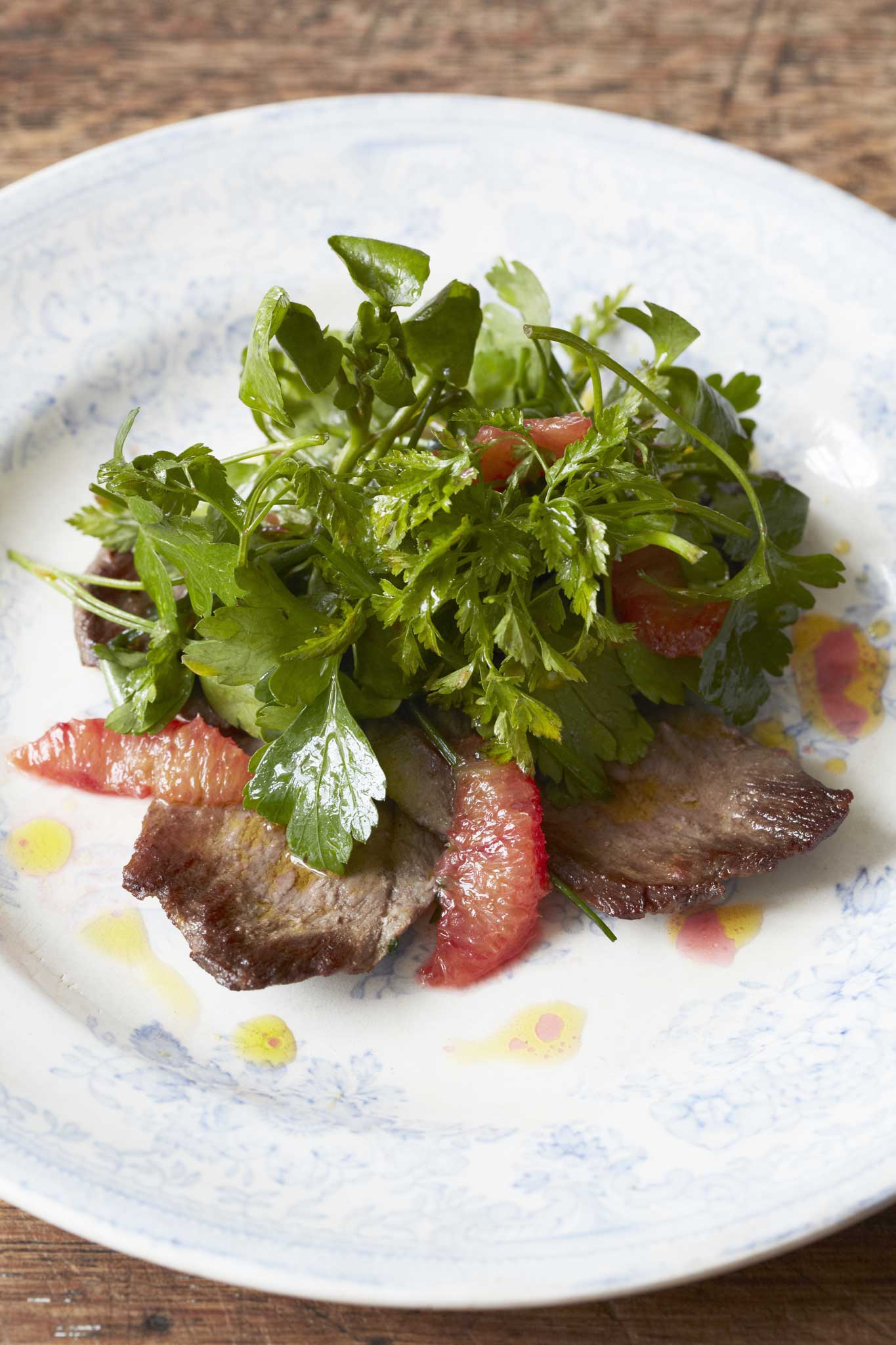 Duck fillet and blood orange salad