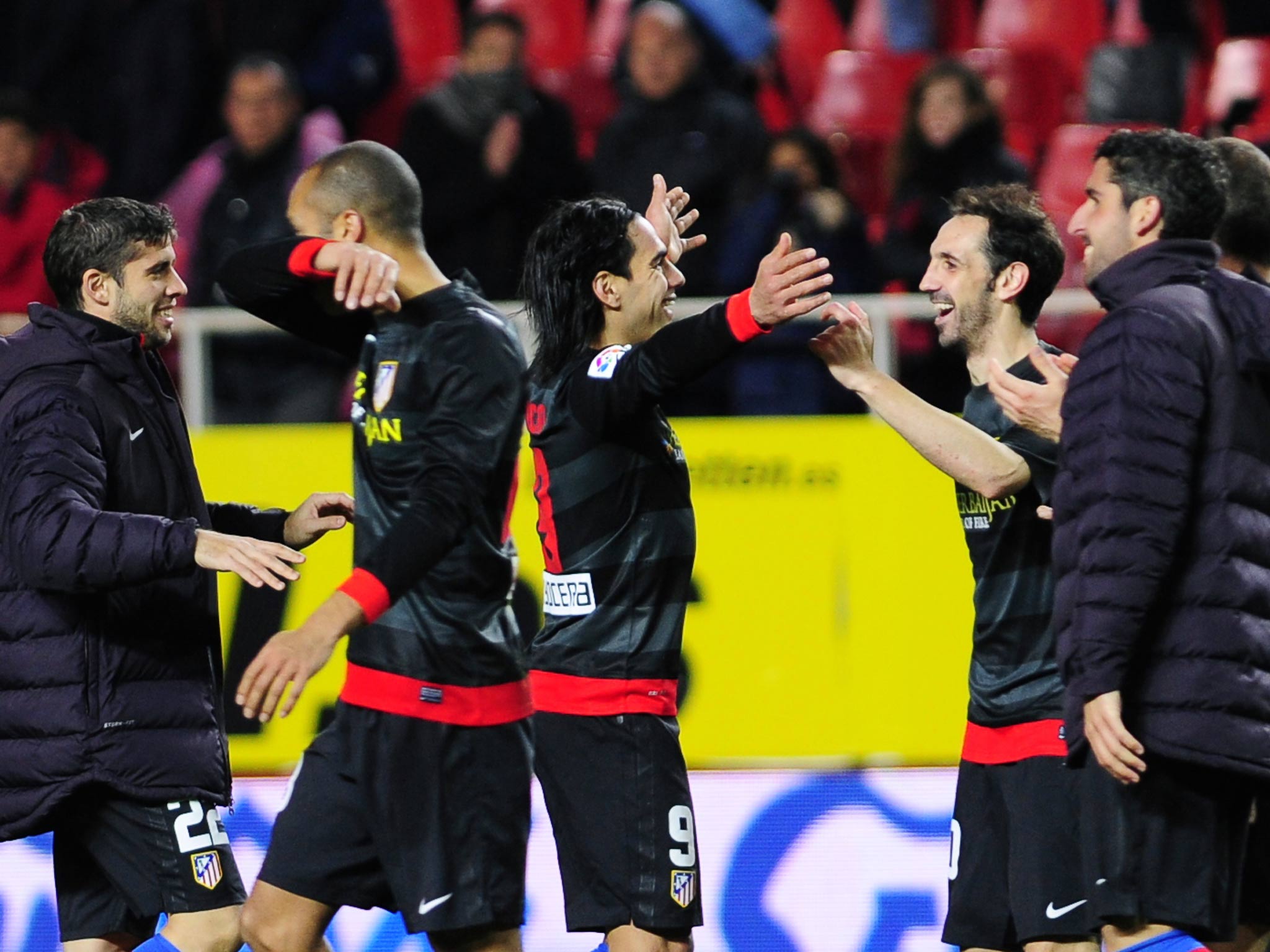 Atletico Madrid celebrate advancing to the Copa del Rey final