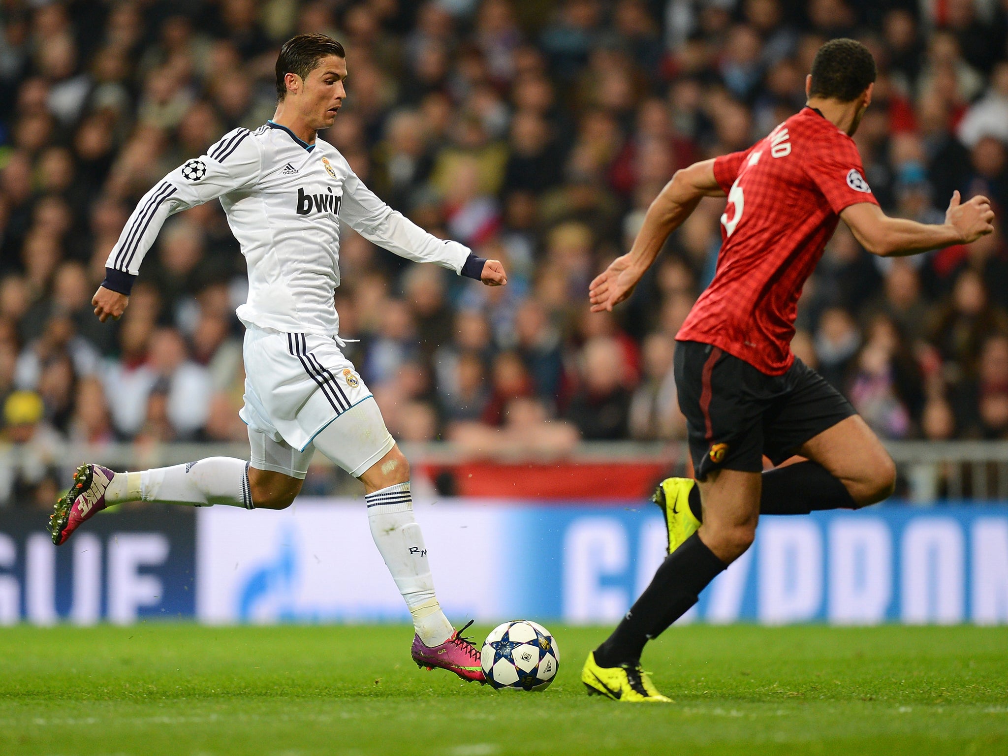 <p><b>Rio Ferdinand v Cristiano Ronaldo:</b></p> <br/>
Ronaldo will float around looking for weaknesses - he found one jumping with Patrice Evra in the first leg - but by definition, he needs to be somewhere within sight of United's goal. In-form Ferdinan