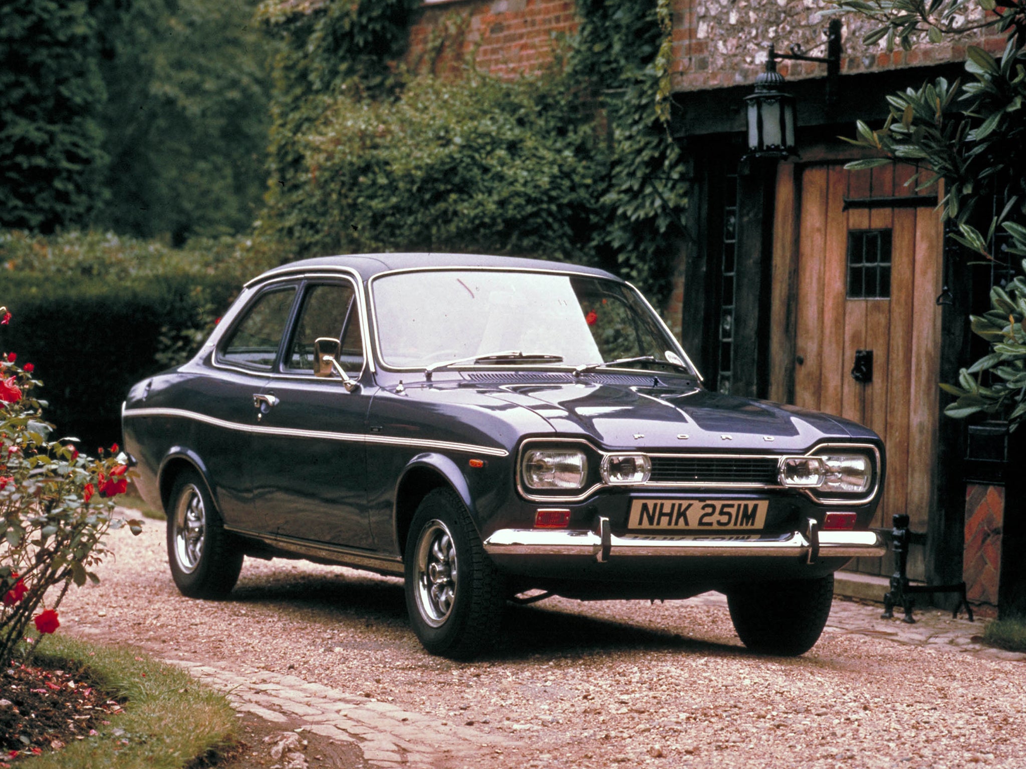 The first ever luxury Ford Escort, the 1300E