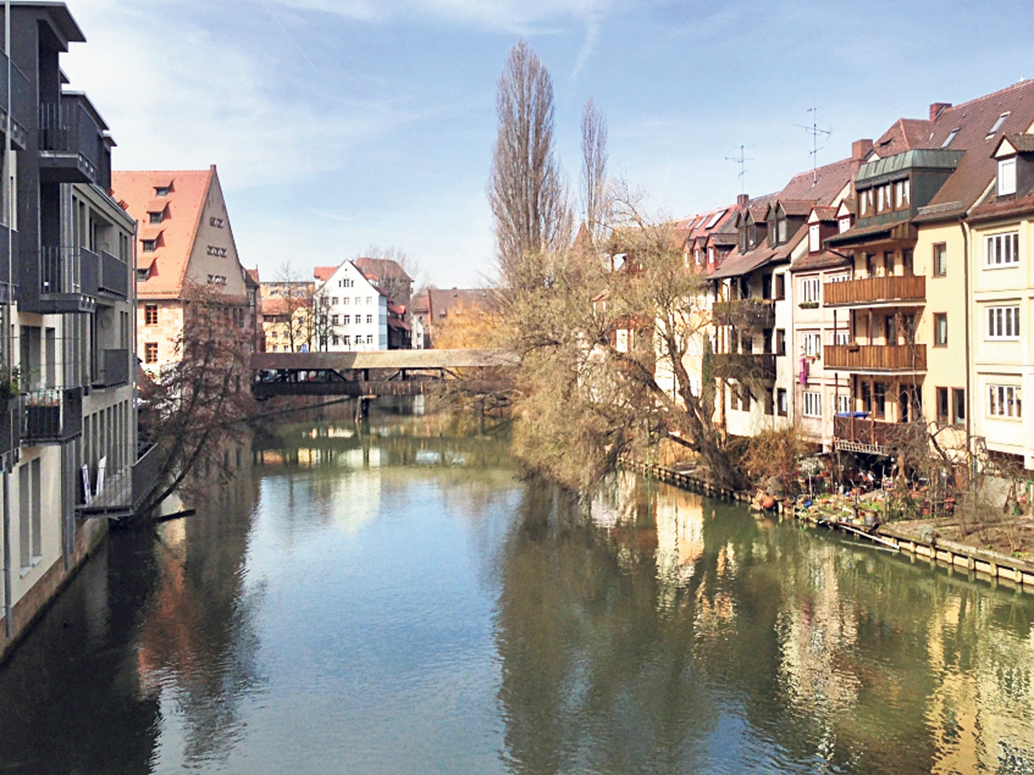 Calm reflection: the Pegnitz river flows through the city