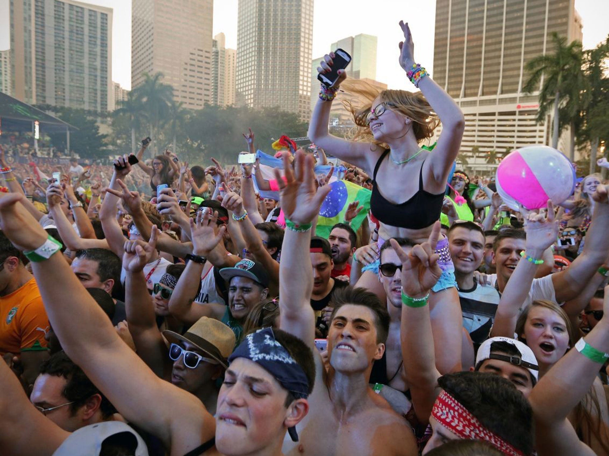 Praise be: the crowd in Bayfront Park