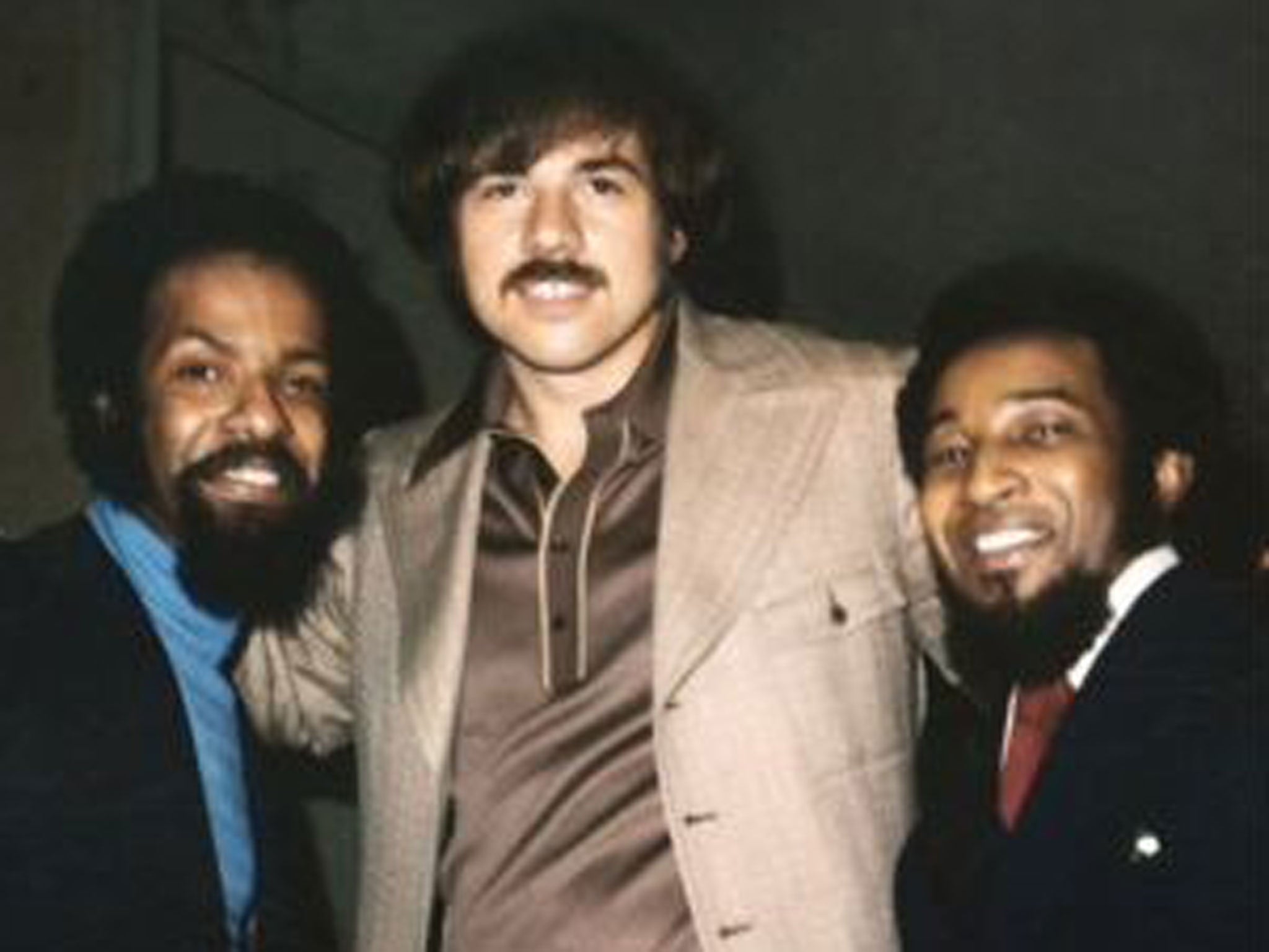 Deke Richards (centre), with Alphonzo Mizell (left) and Freddie Perren