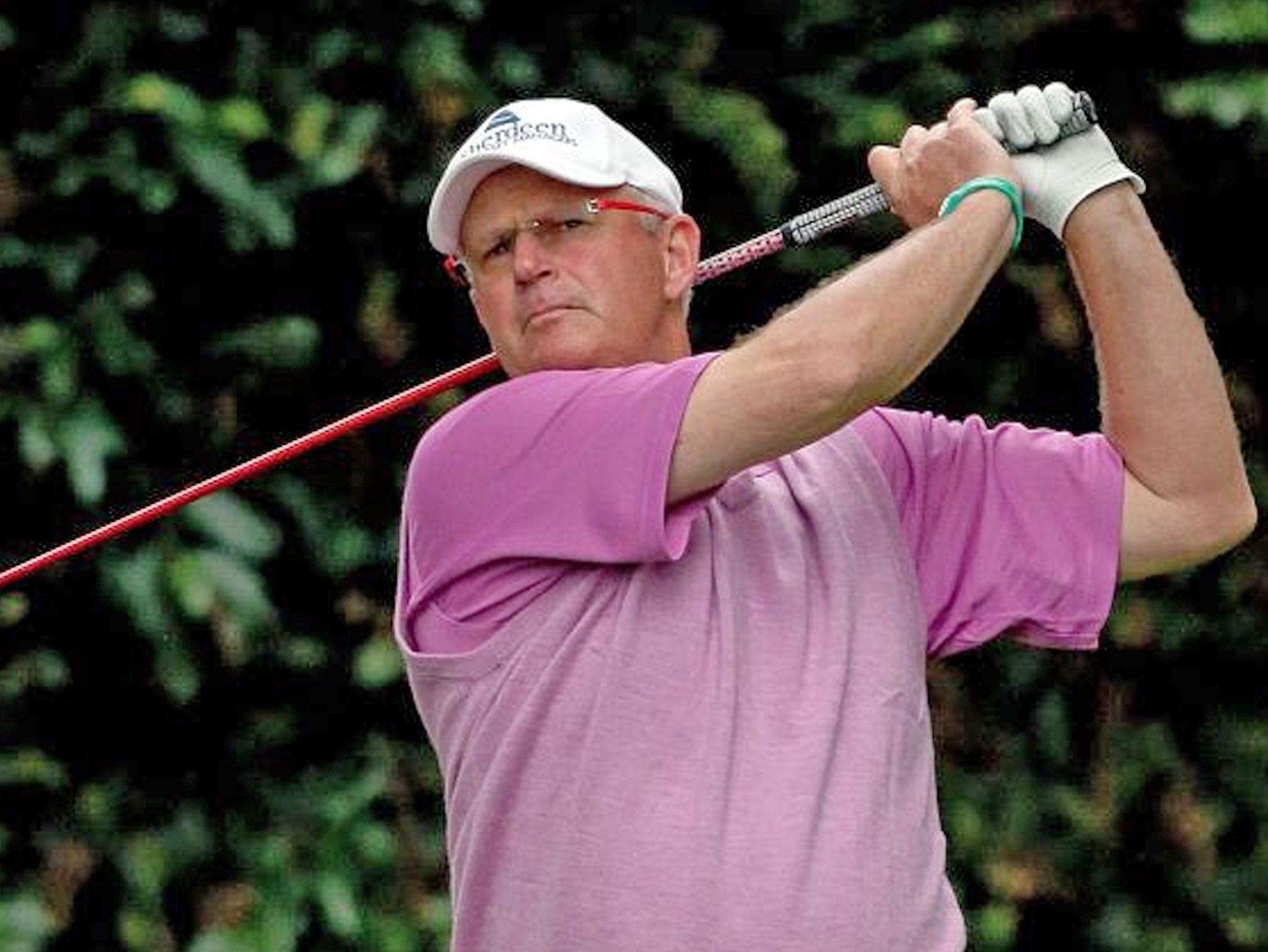 Sandy Lyle believes he can compete at Augusta this week, 25 years after sinking his Masters-winning putt and being presented
with the Green Jacket by Larry Mize