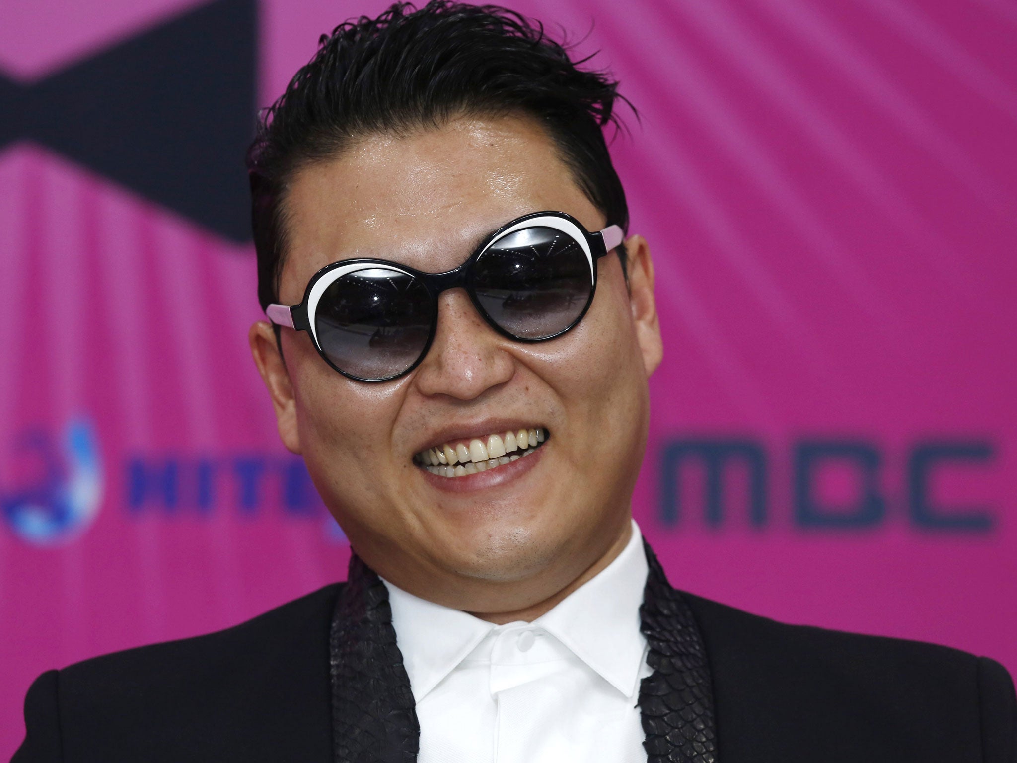 Psy is managed by the same people as Justin Bieber