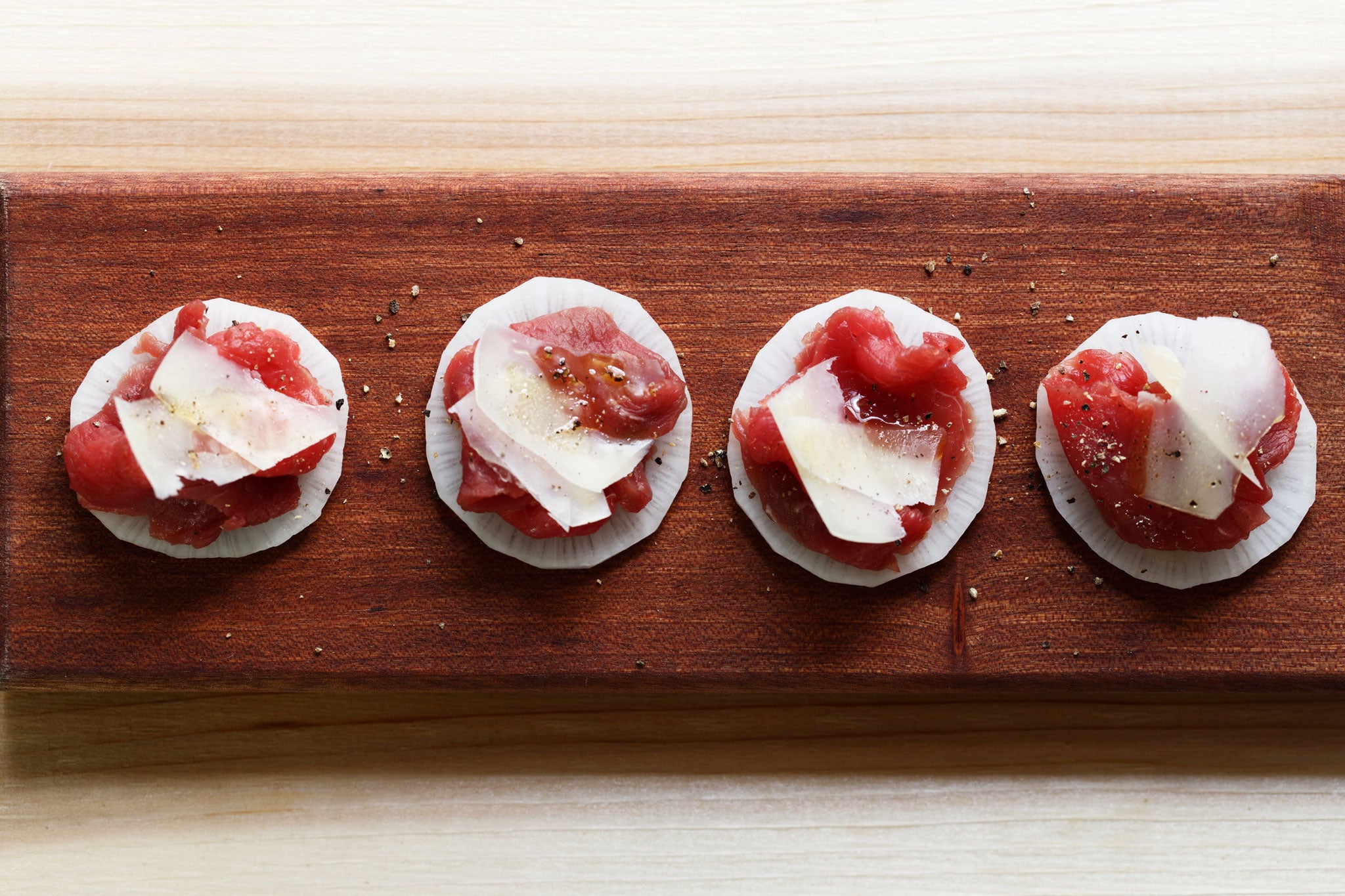 Carpaccio with white radish and Berkswell cheese