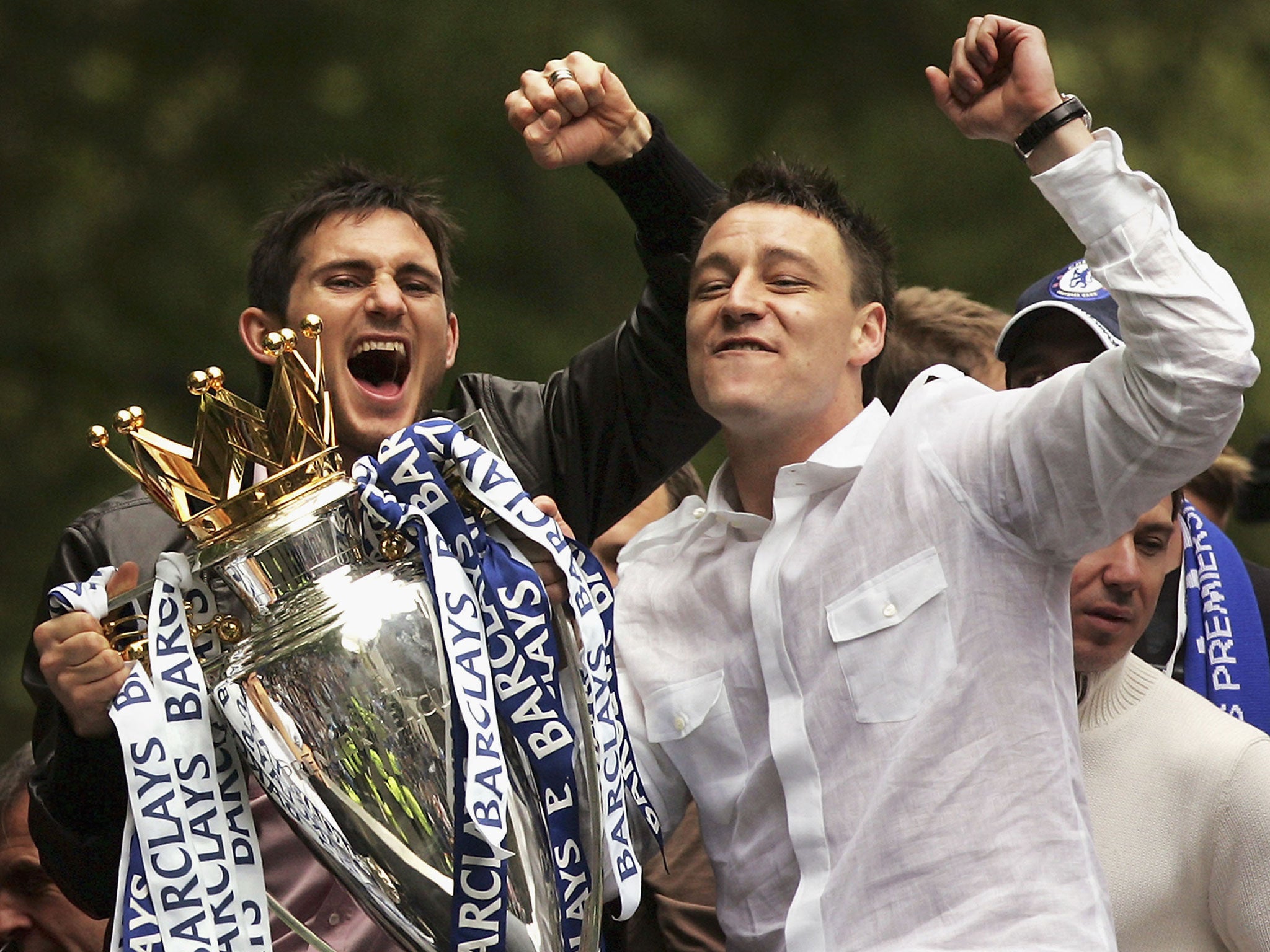 2005: Arsenal were 12 points behind