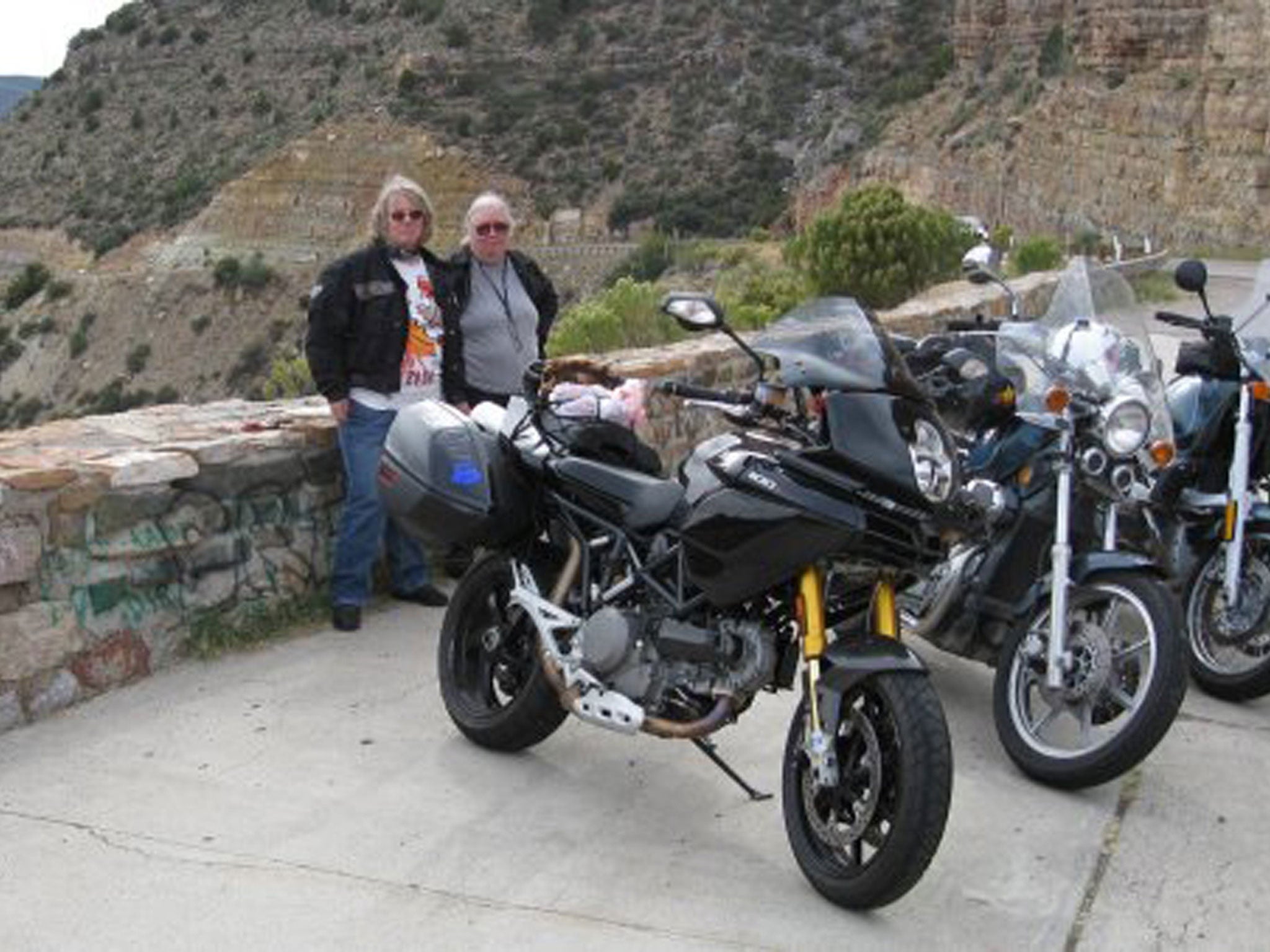 Thom, right, and her sister Susan Loubet on a road trip