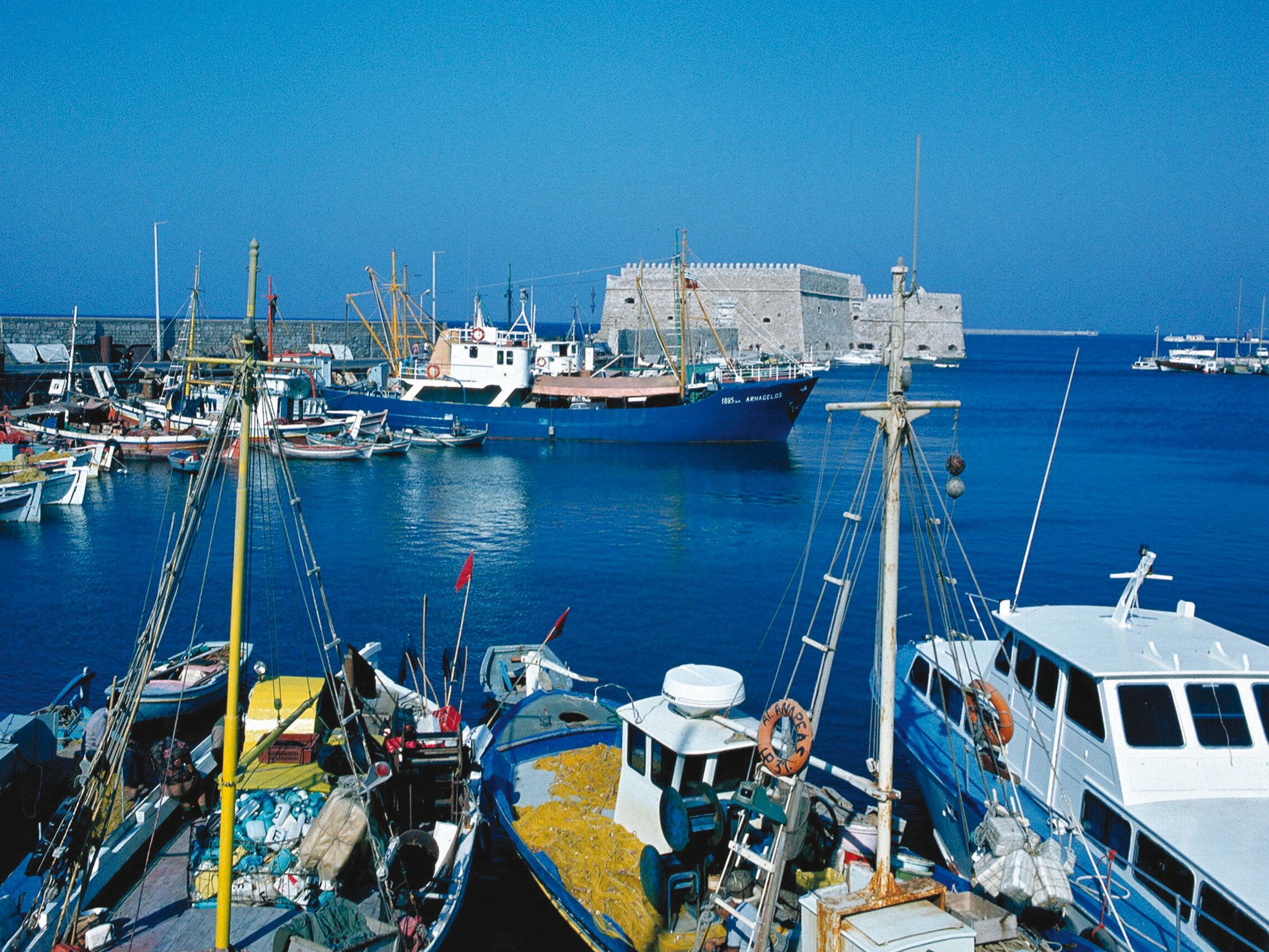 Crete escape: Heraklion harbour