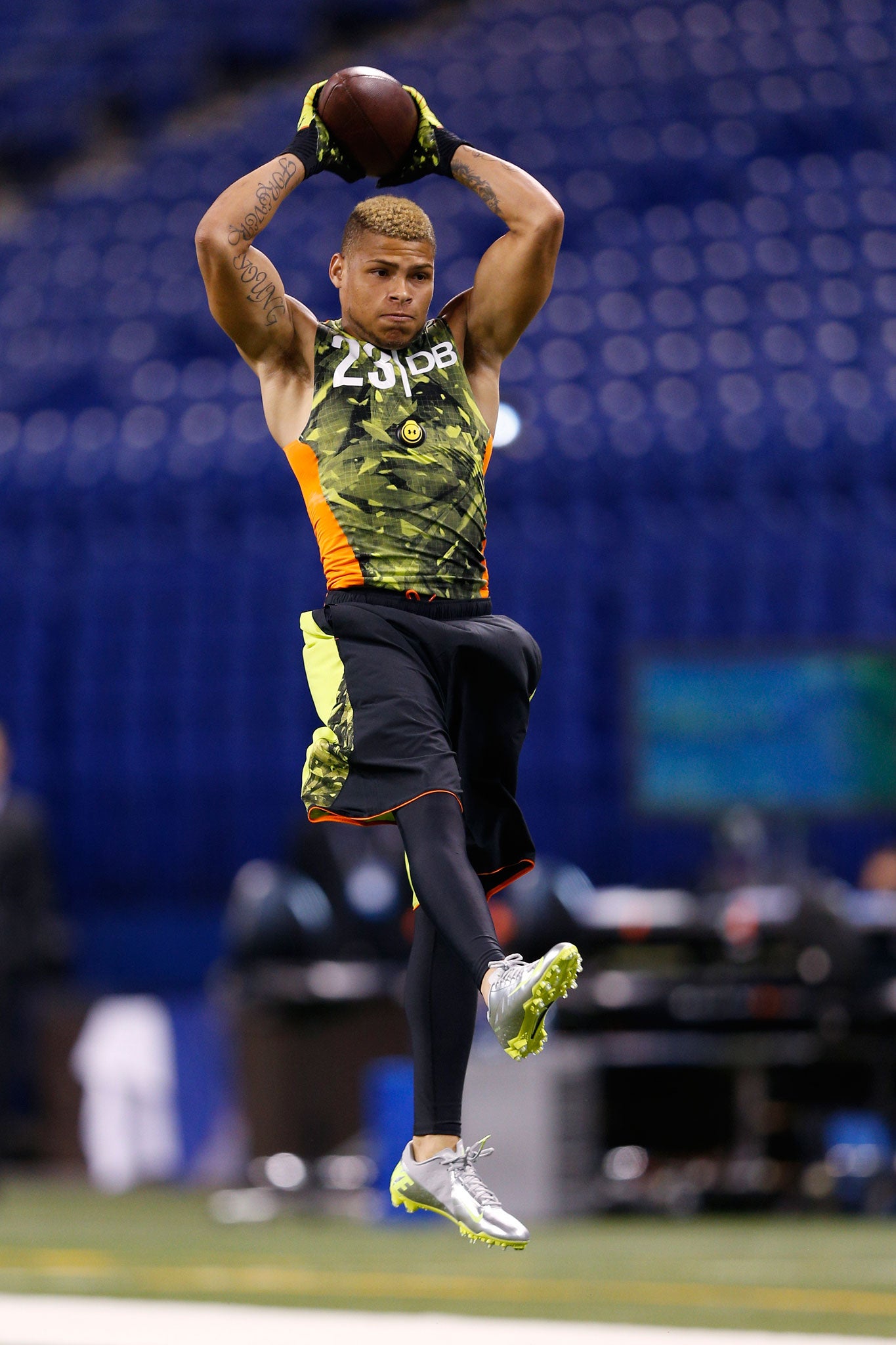 Tyrann Mathieu is nicknamed 'Honey Badger'