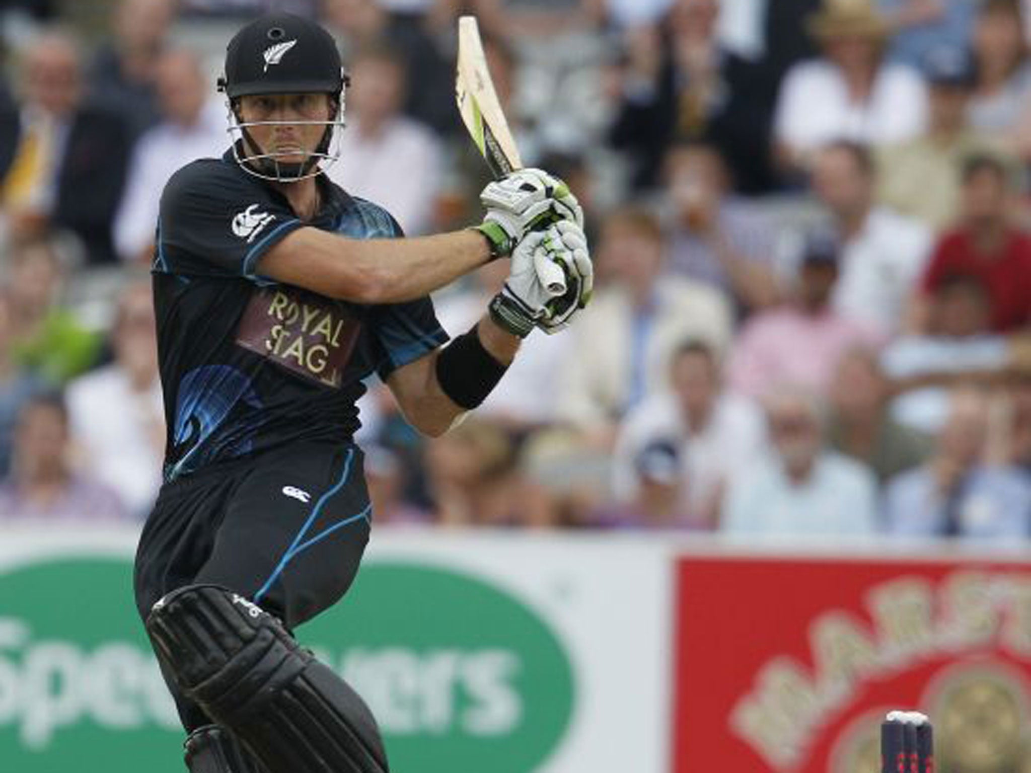 Martin Guptill cracked a match-winning 103 not out