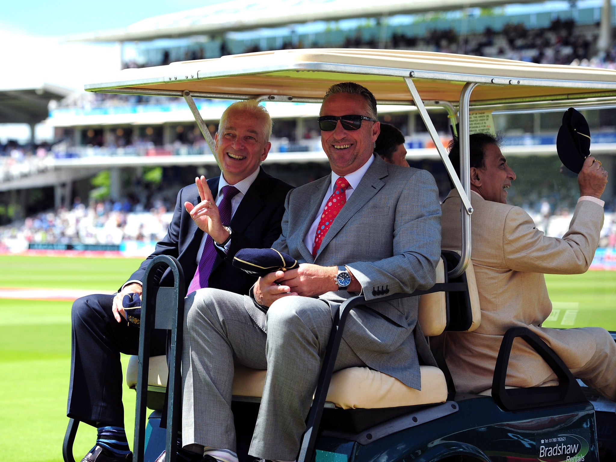 David Gower (left) pictured alongside Ian Botham