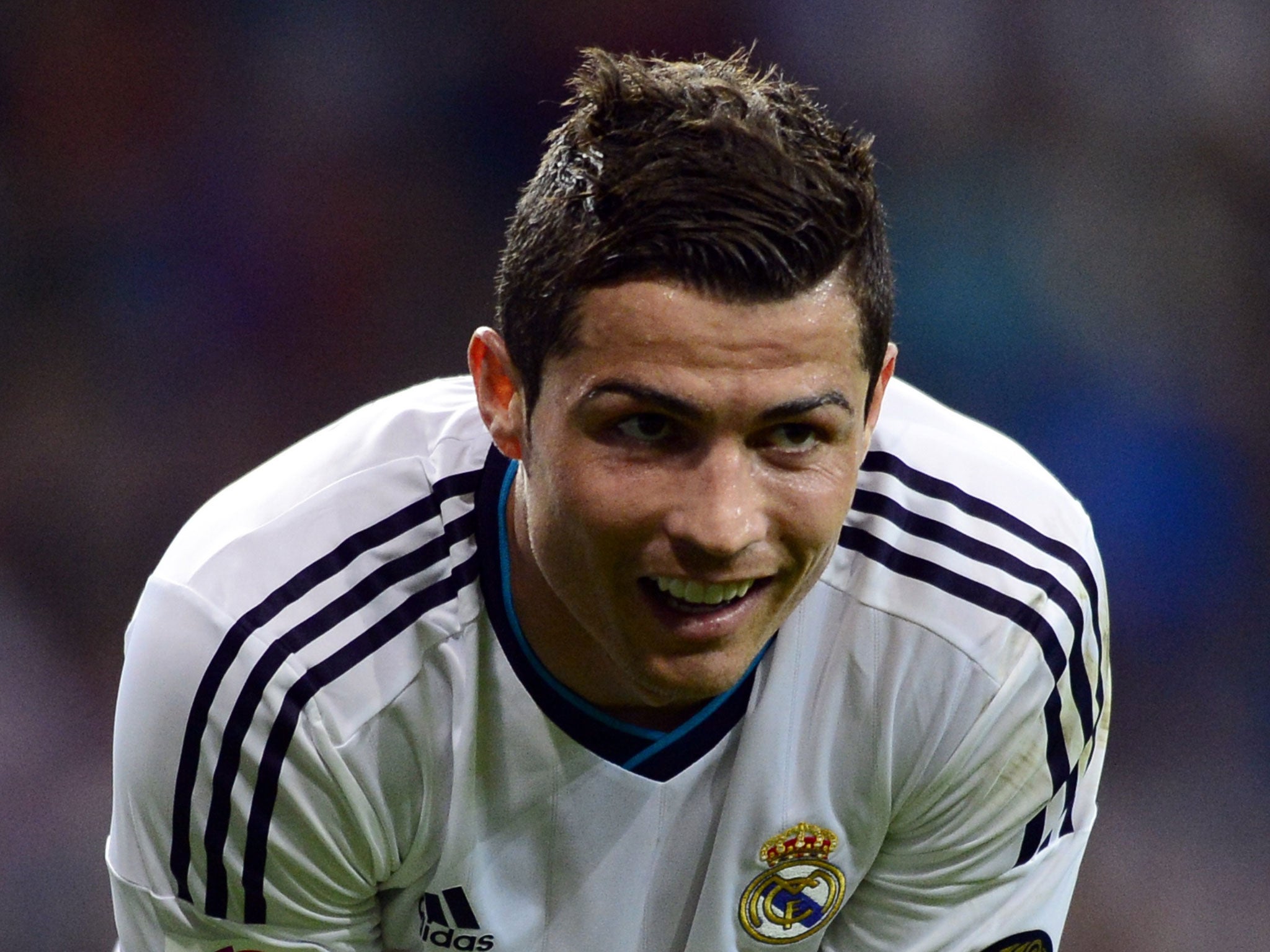 Ronaldo's contract expires in 2015