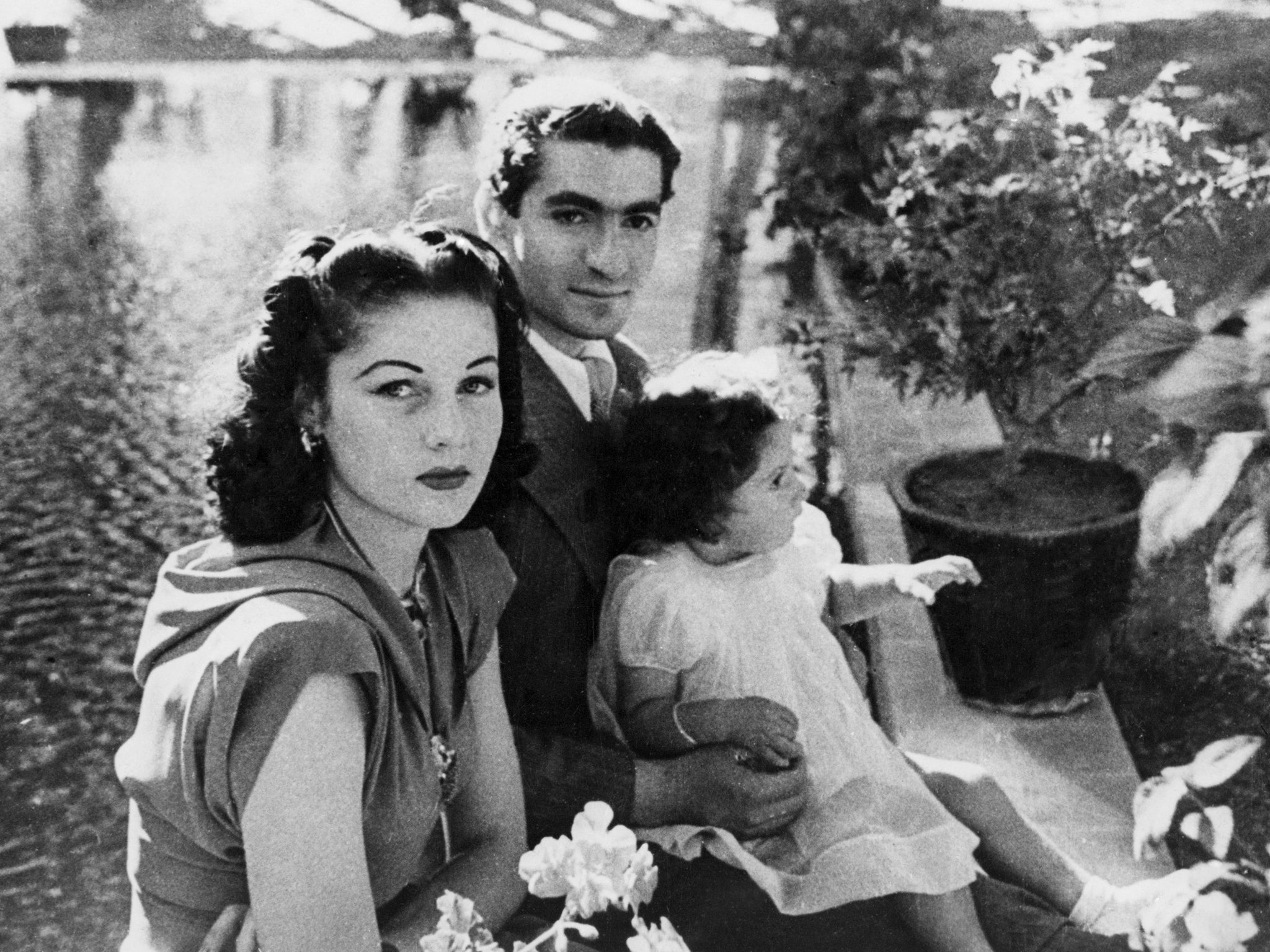 Fawzia with the Shah and their daughter Shahnaz in 1942