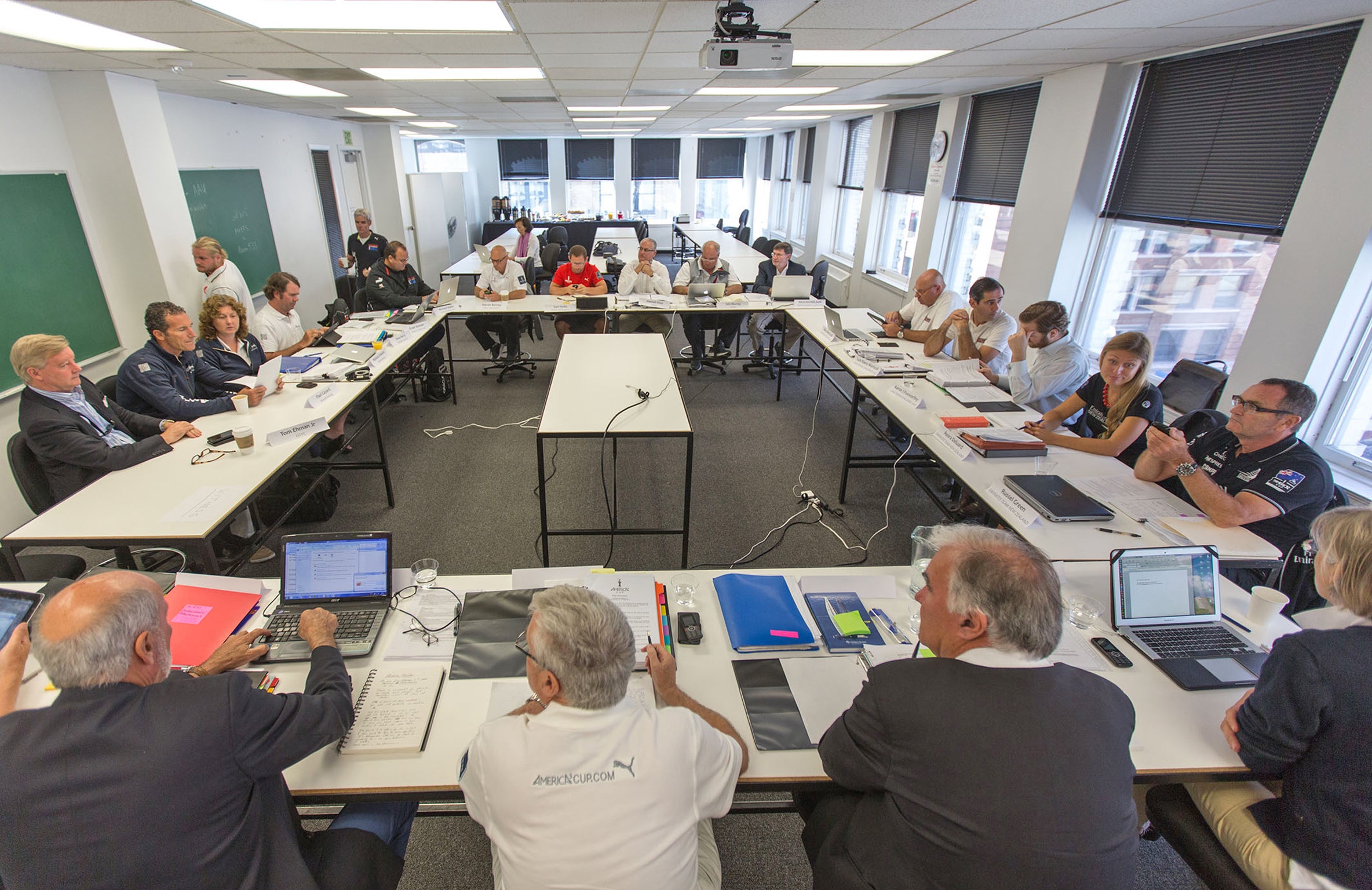 Jury , foreground left to right : Bryan Willis, David Tillet (chairman), Graham Mc Kenzie, Josje Hofland. Missing : John Doerr Left, and going clockwise: Tom Ehman (Golden Gate Yacht Club), Paul Cayard (Artemis Racing), Melinda Erkelens (AR), Dave Perry (