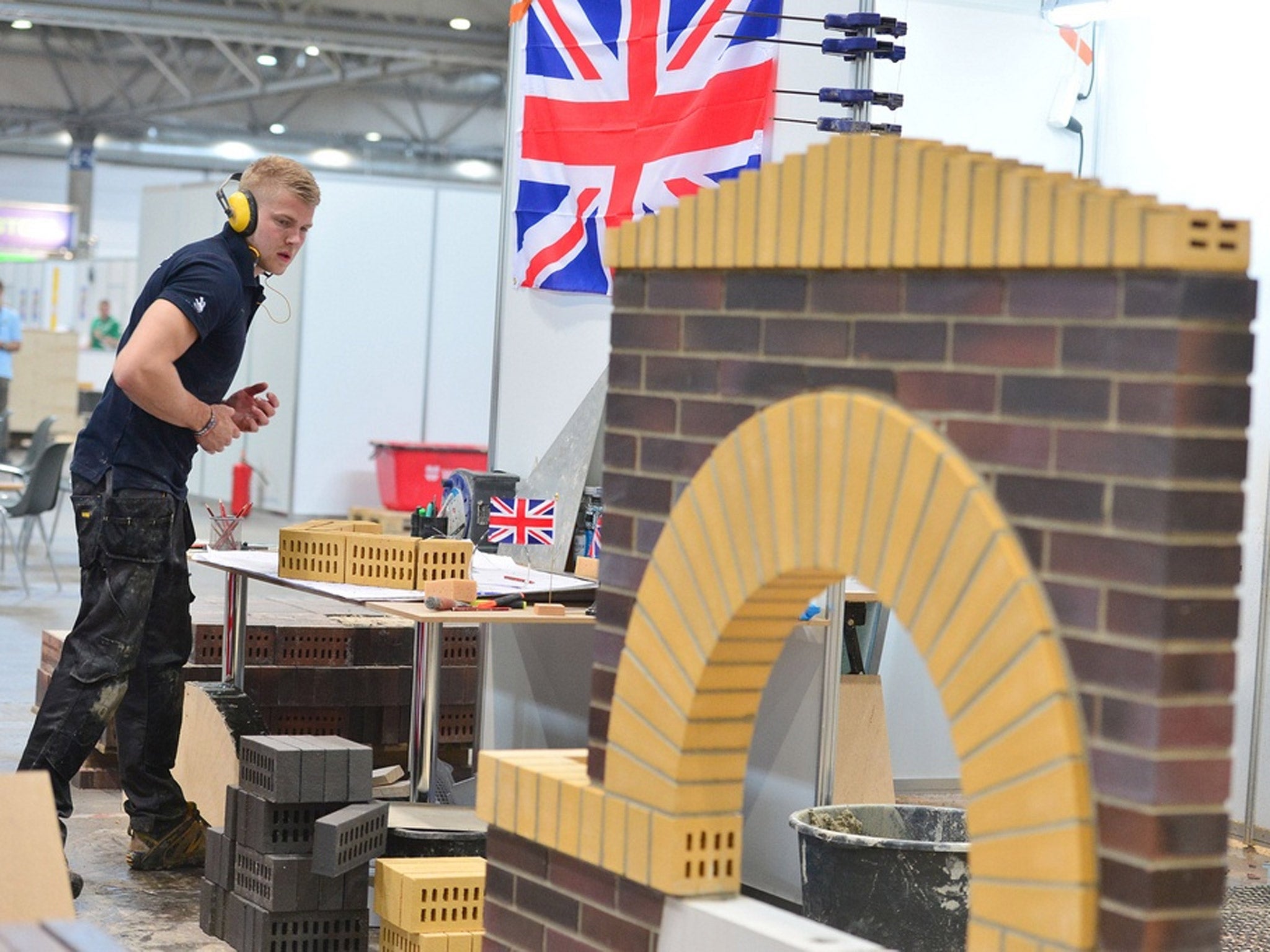 Terron used approximately 800 bricks in the event