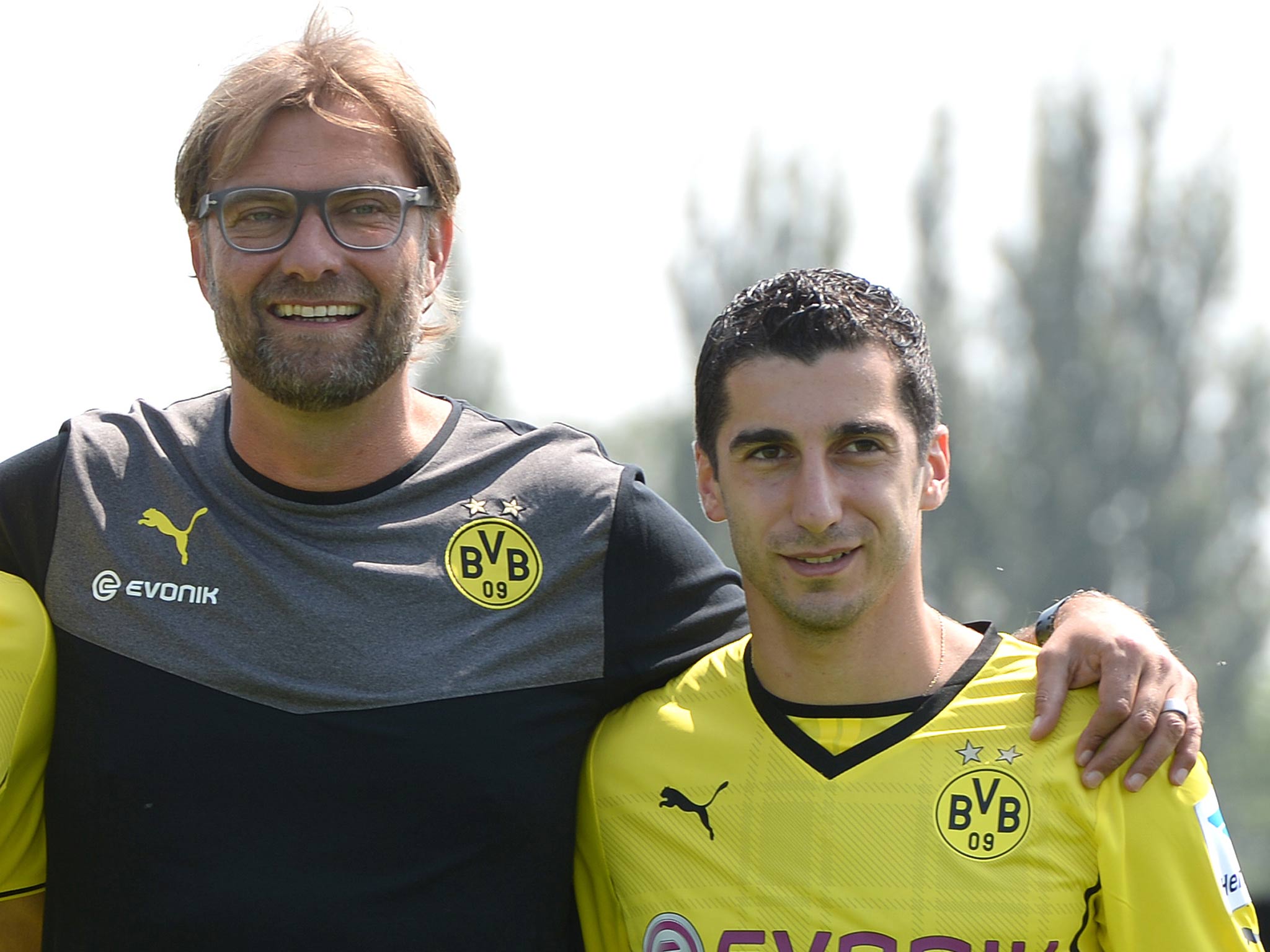 Henrikh Mkhitaryan with Jurgen Klopp