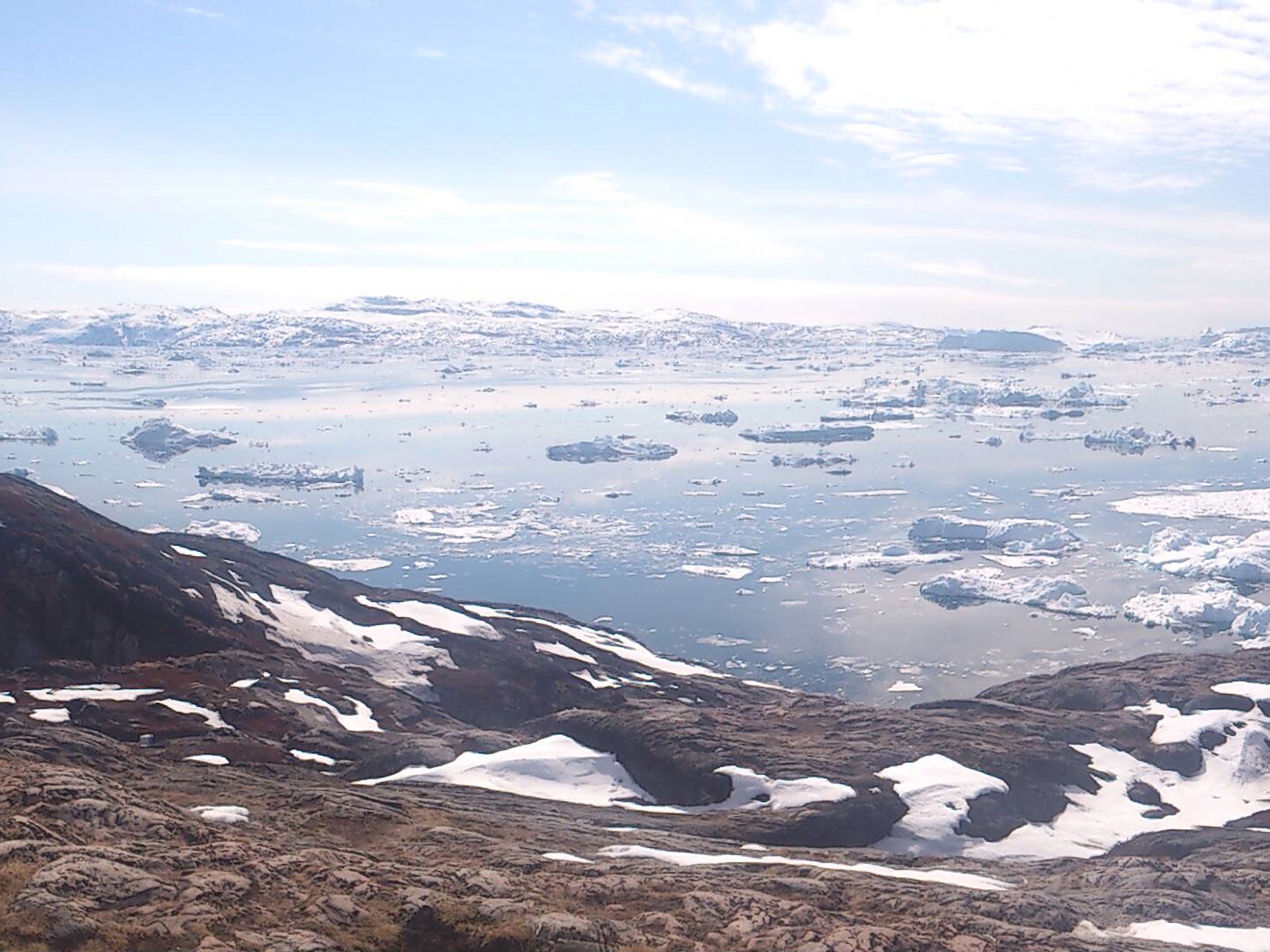 Meltdown: the Grace satellite has detected a rapid acceleration in the melting of glacier ice in Greenland and Antarctica