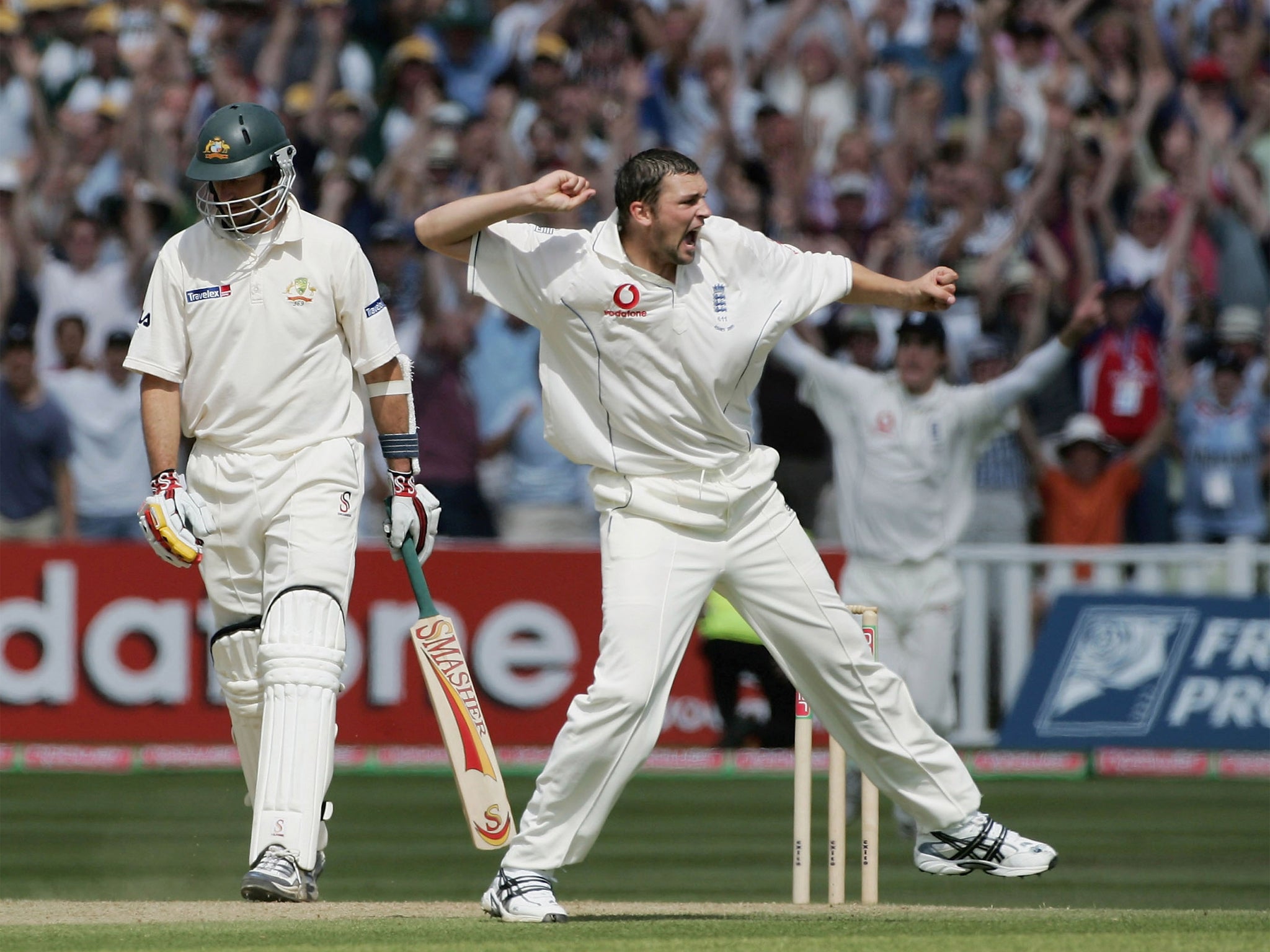 Steve Harmison celebrates dismissing Michael Kasprowicz in 2005