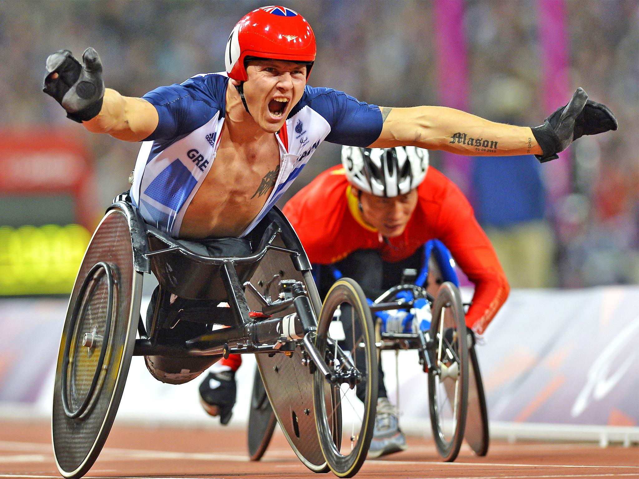 Team GB star David Weir celebrates winning the men’s 800m T54 final in London