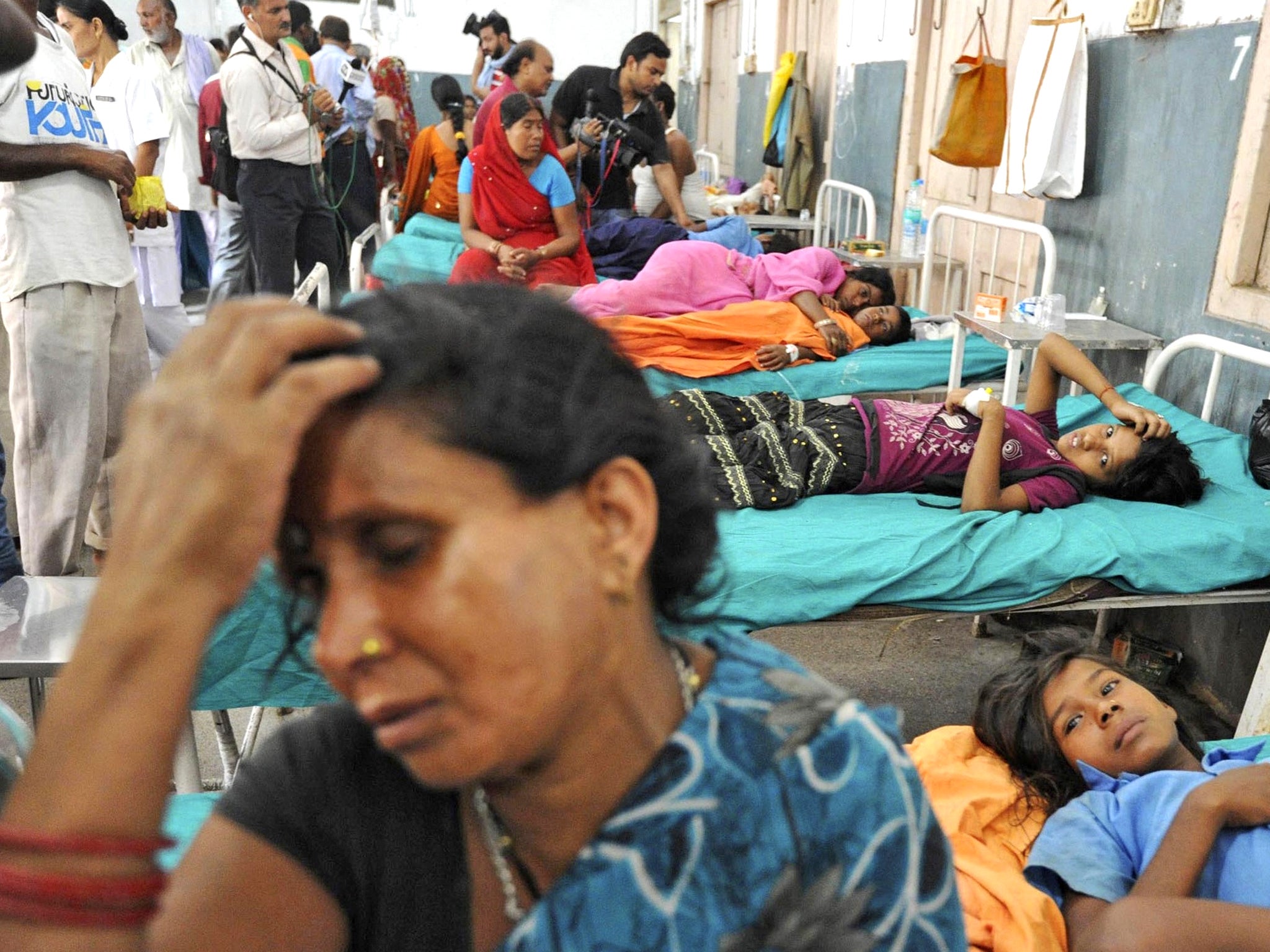 Asha Devi, her daughter Savita and other sick children