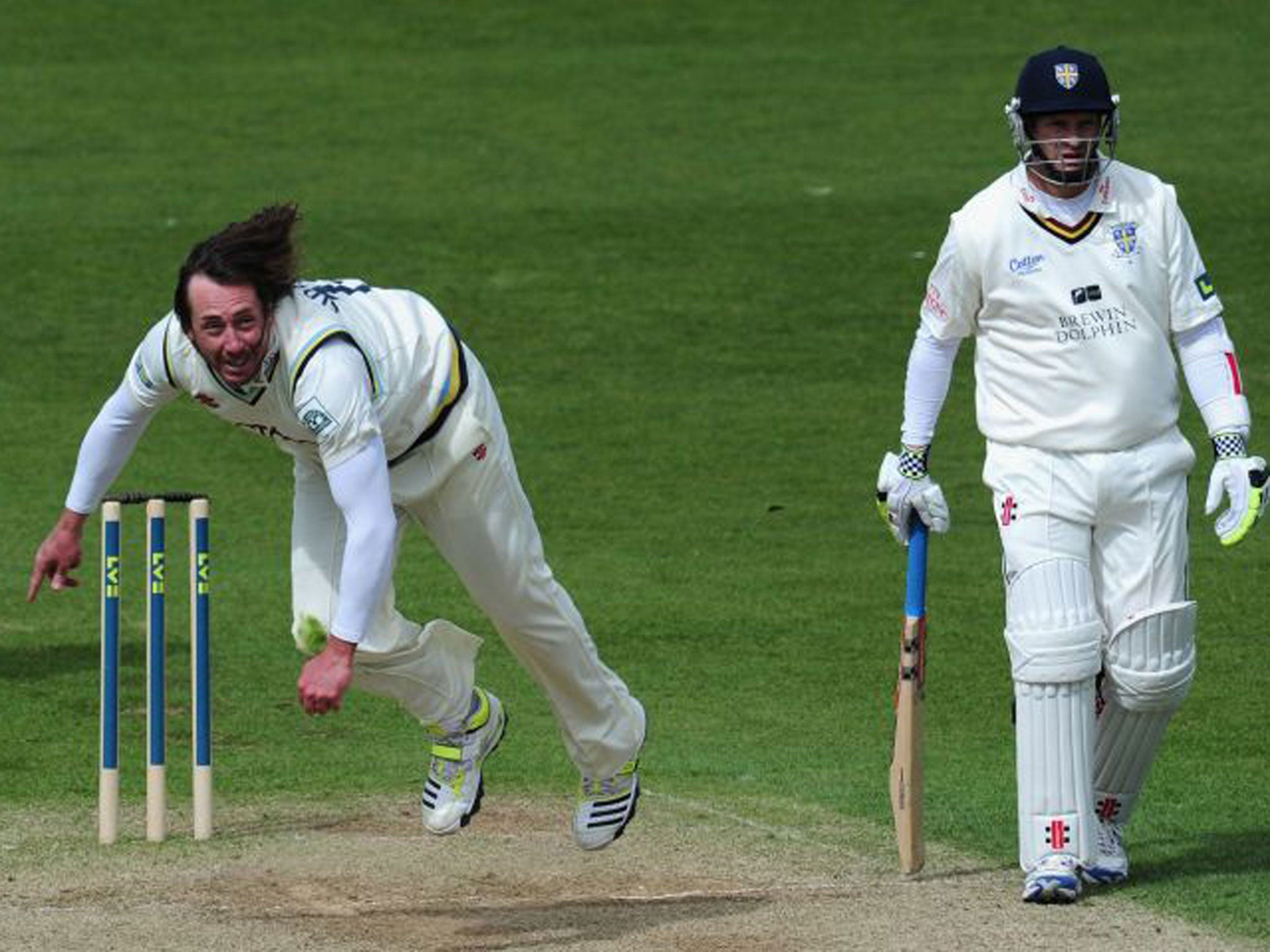 Ryan Sidebottom brought the match to a quick conclusion