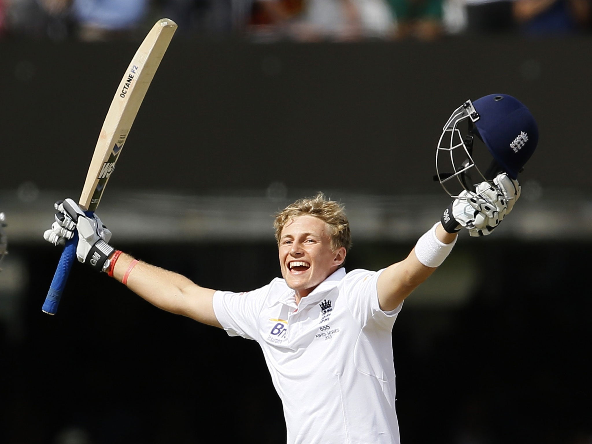 Joe Root celebrates reaching his century at Lord's on Saturday