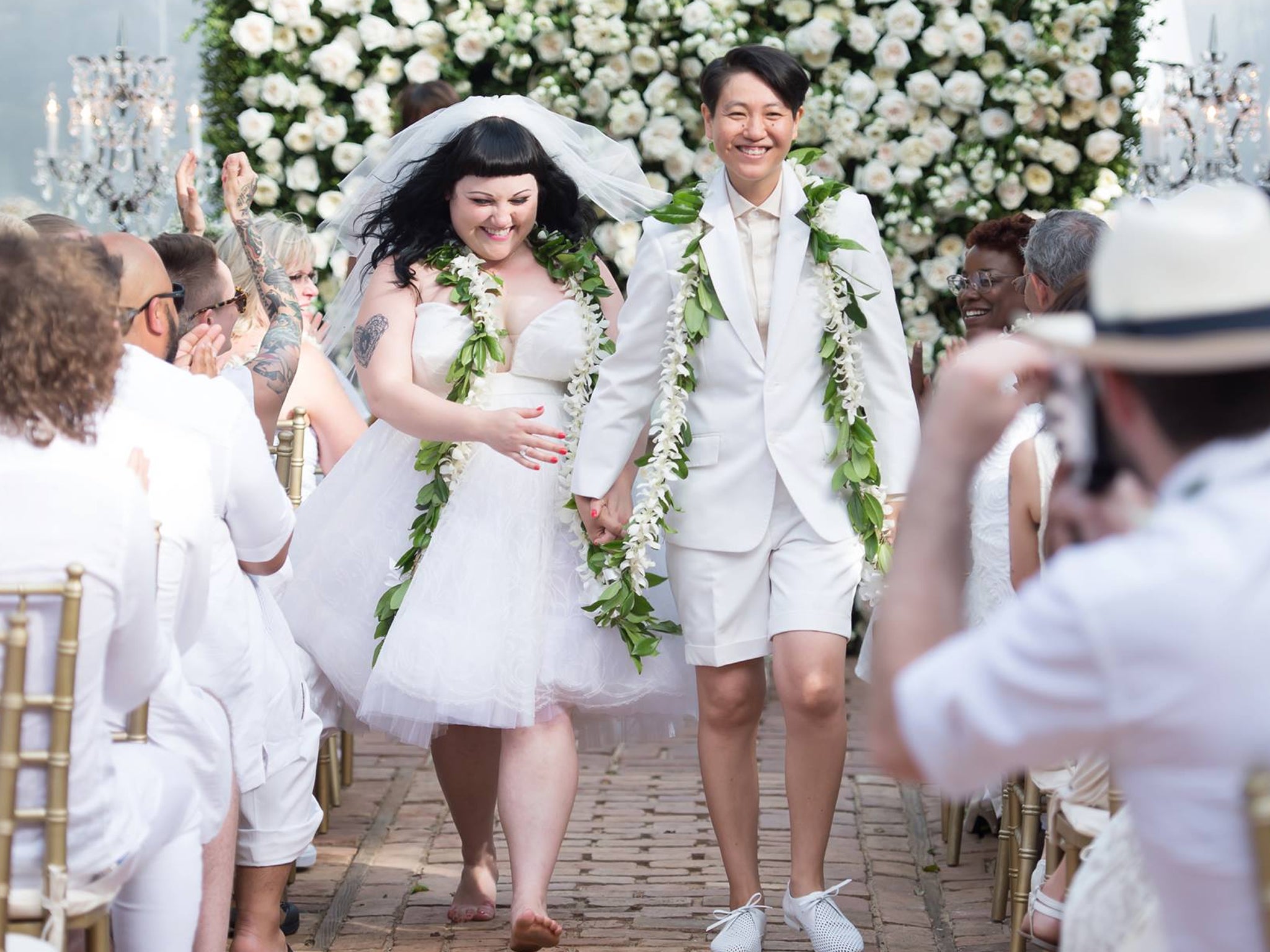 Gossip singer Beth Ditto and Kristin Ogata's 2013 Hawaii ceremony