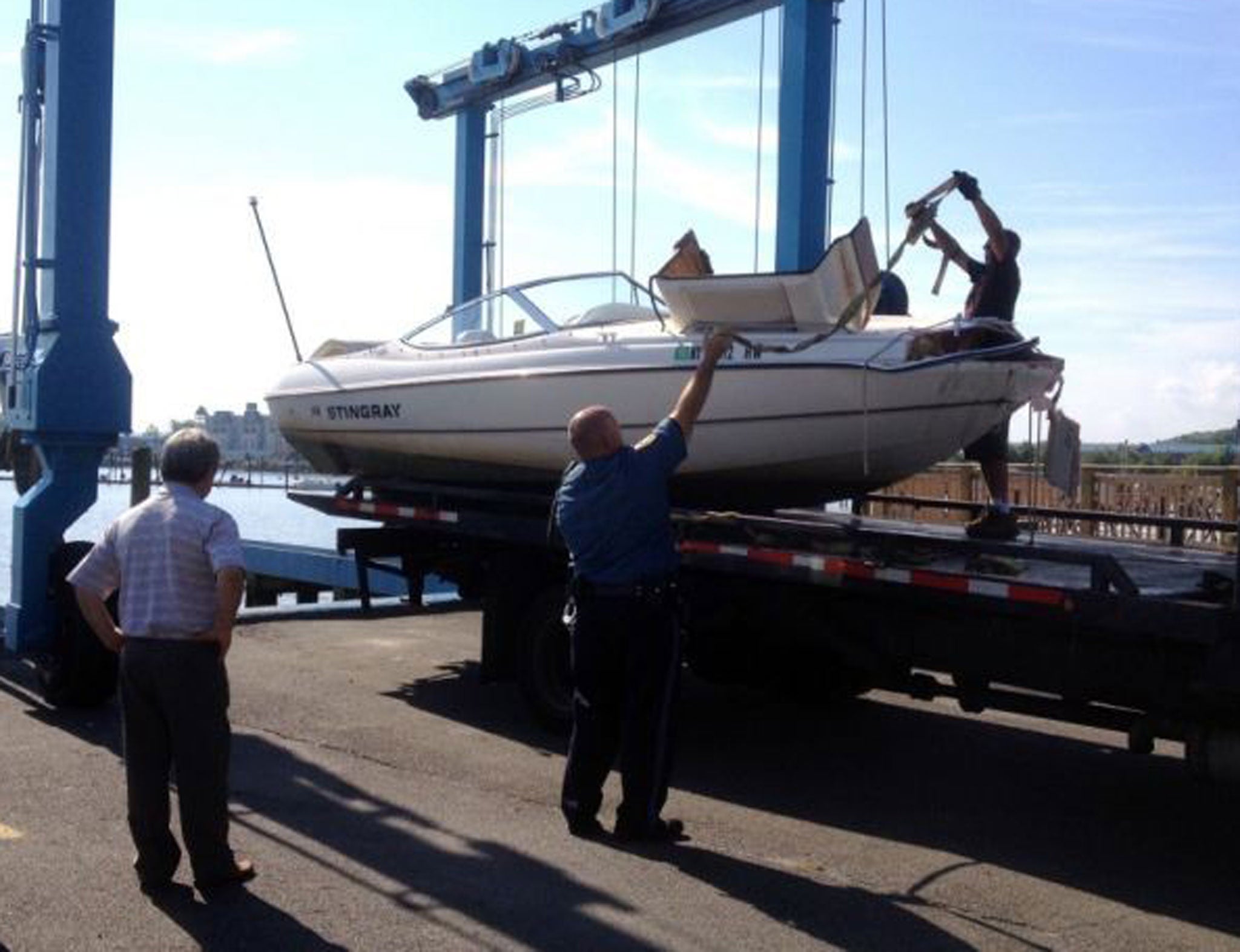 The 21-foot Stingray powerboat involved in an accident on the Hudson River