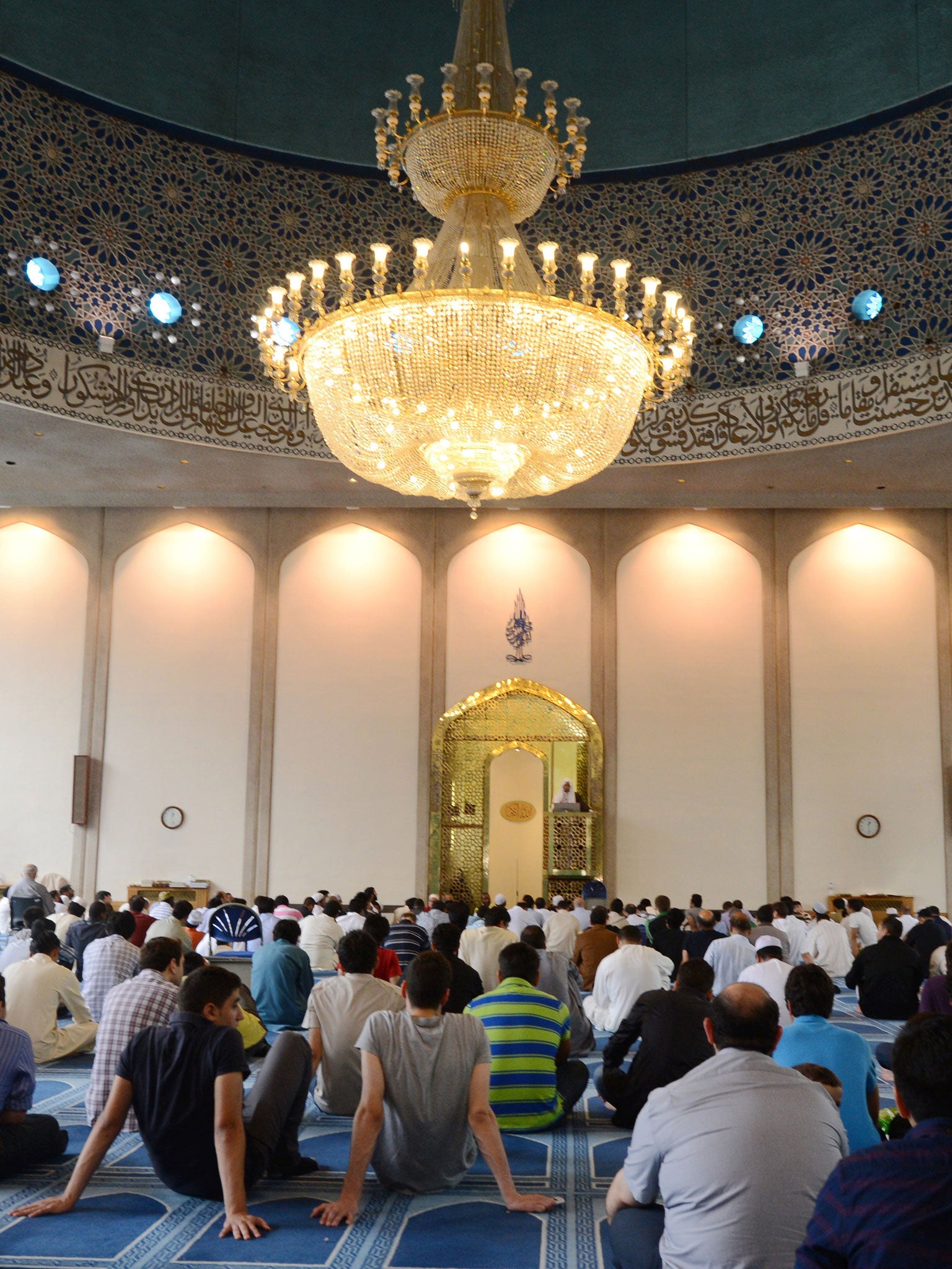 Mosques across the country opened their doors for the Big Iftar