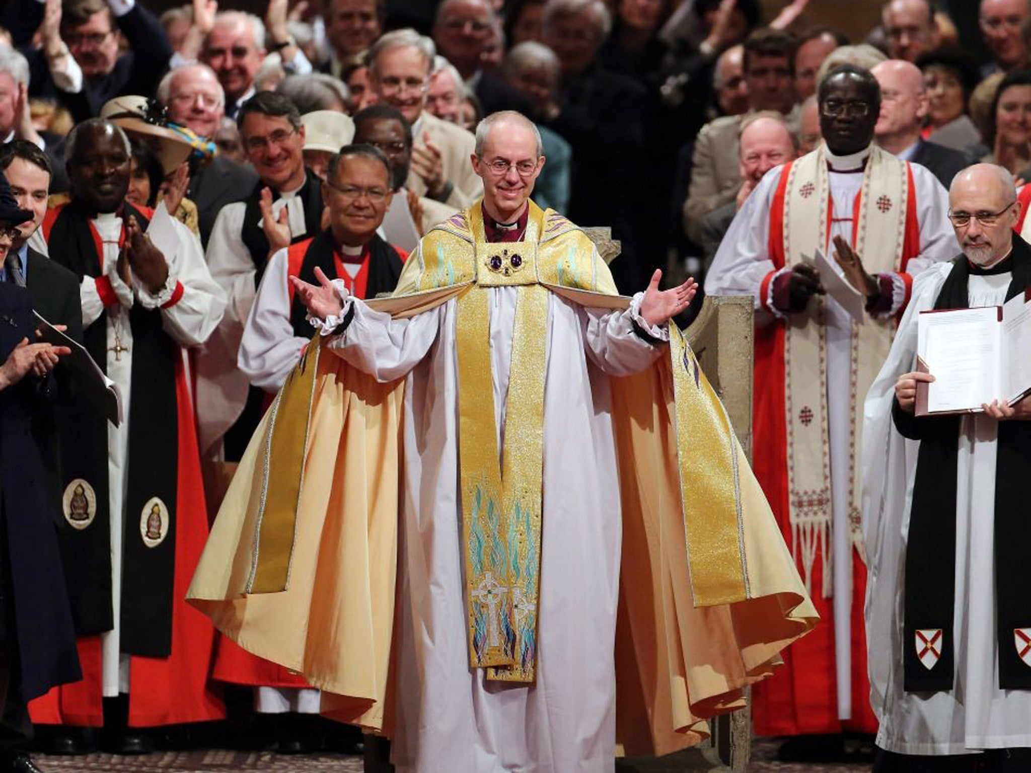 Justin Welby wants credit unions to provide an alternative to payday lenders but he says it will take a decade