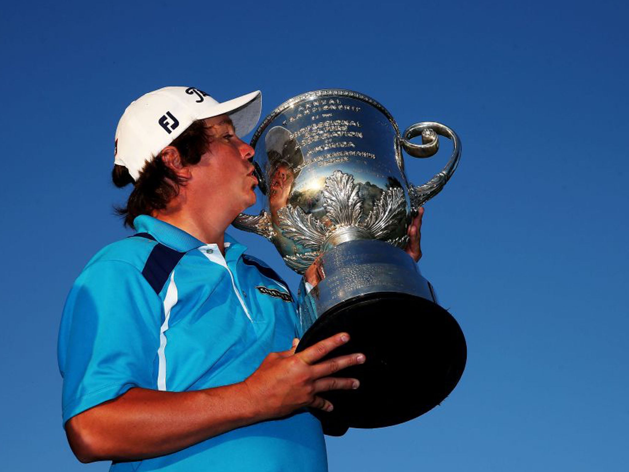 Jason Dufner celebrates his maiden major win