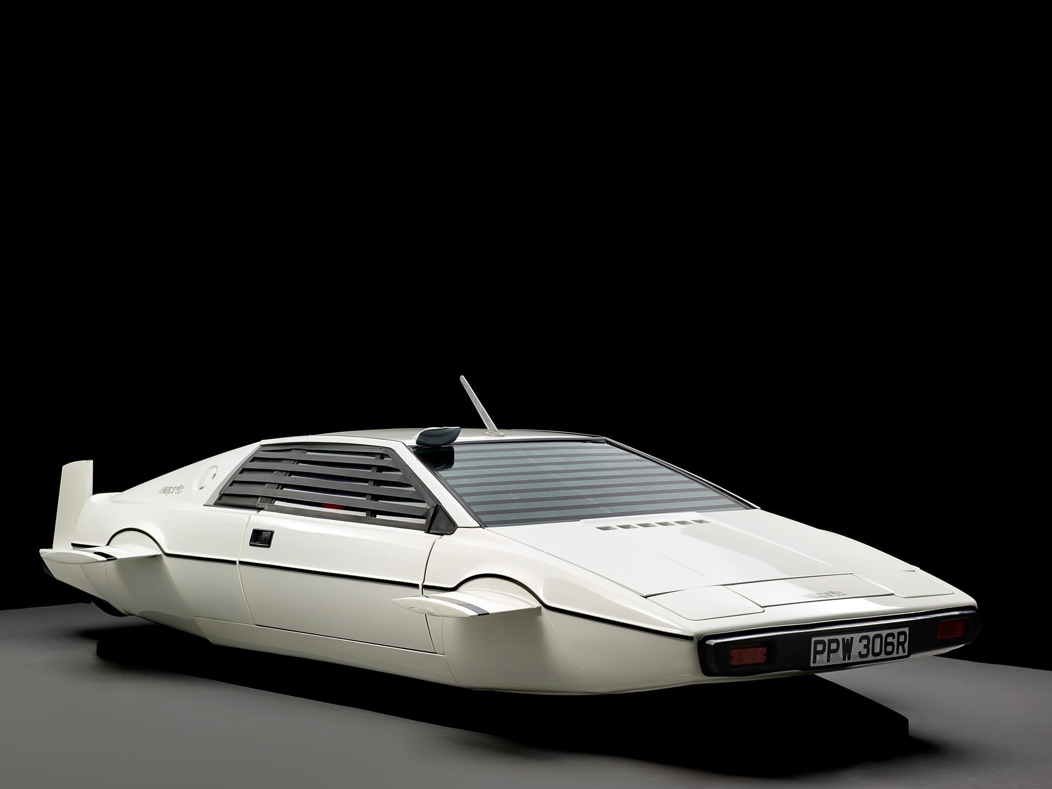 The 'submarine' car featured in the 1977 James Bond film The Spy Who Loved Me
