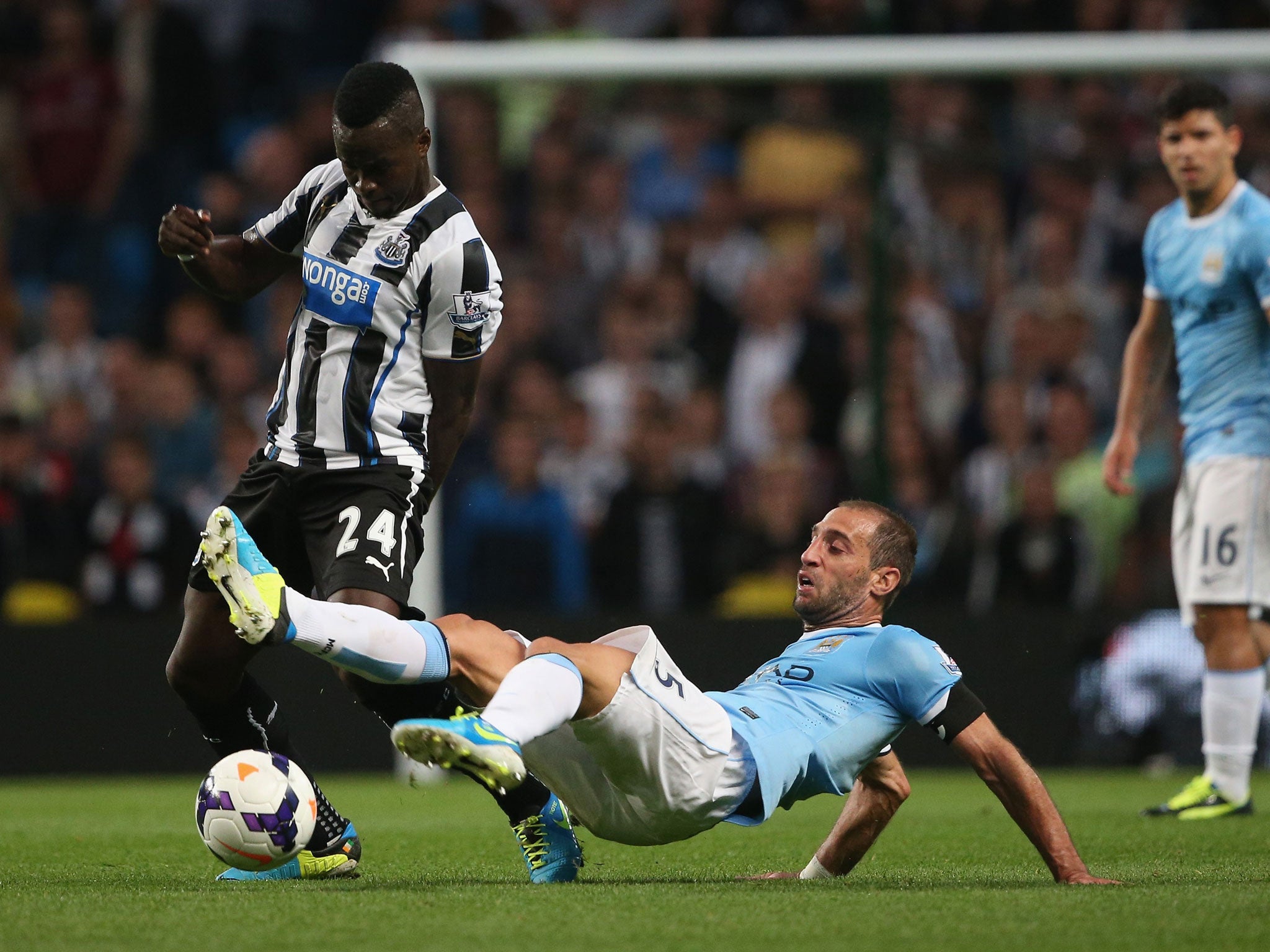 Pablo Zabaleta in action with Cheik Tiote