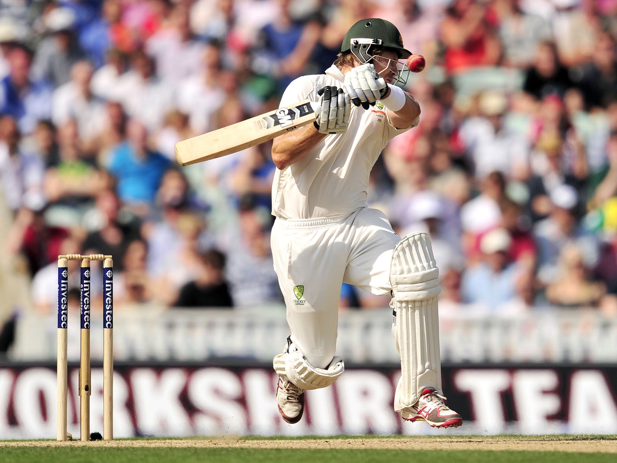 LONDON, ENGLAND - AUGUST 25: Shane Watson of Australia avoids a bouncer from Stuart Broad of England during day five of the 5th Investec Ashes Test match between England and Australia at the Kia Oval on August 25, 2013 in London, England. GETTY IMAGES.
