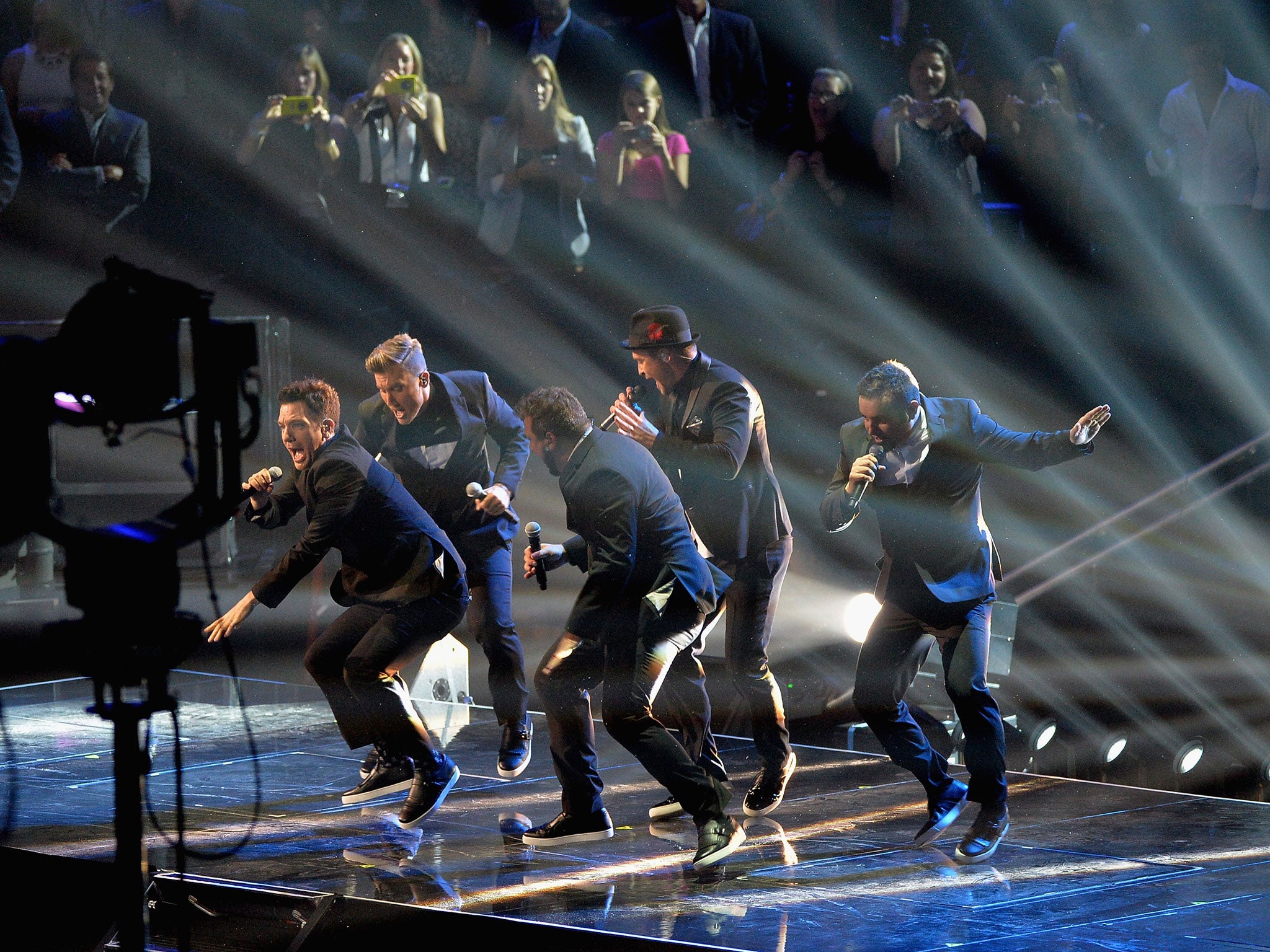 'N Sync's one-off performance raised the roof at MTV Video Music Awards on Sunday