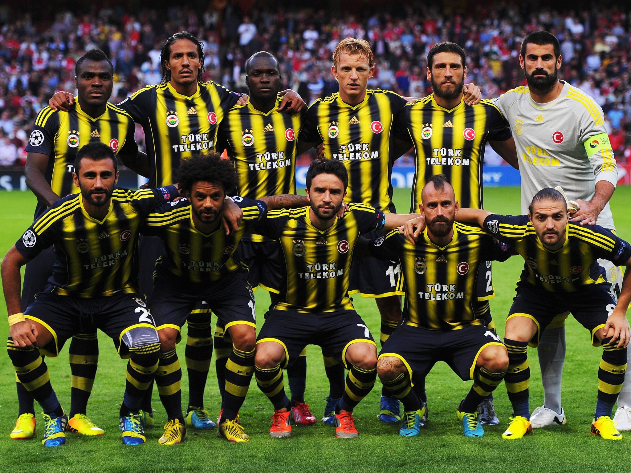 Fenerbahce pictured before their defeat to Arsenal