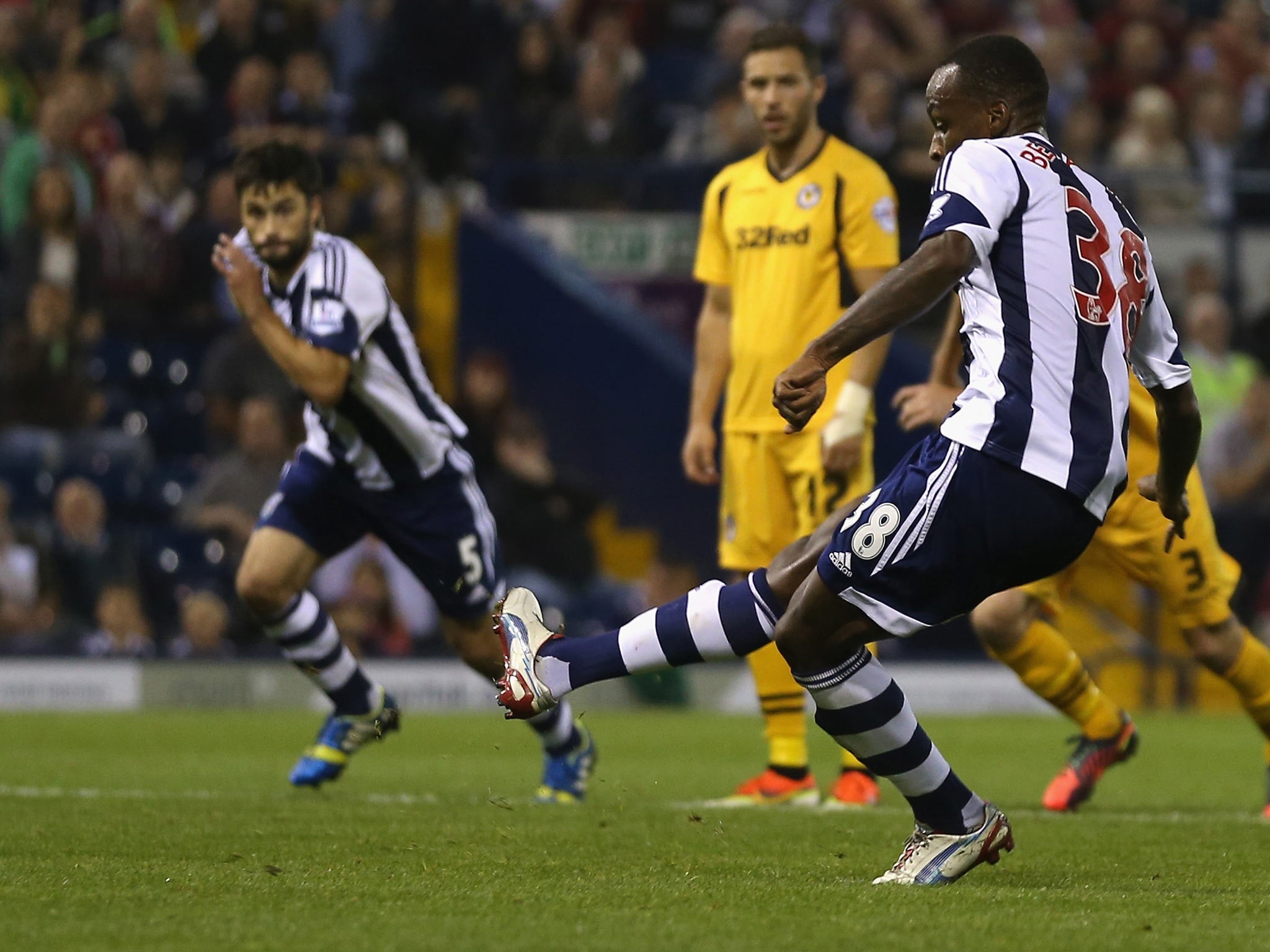 Saido Berahino strikes a penalty